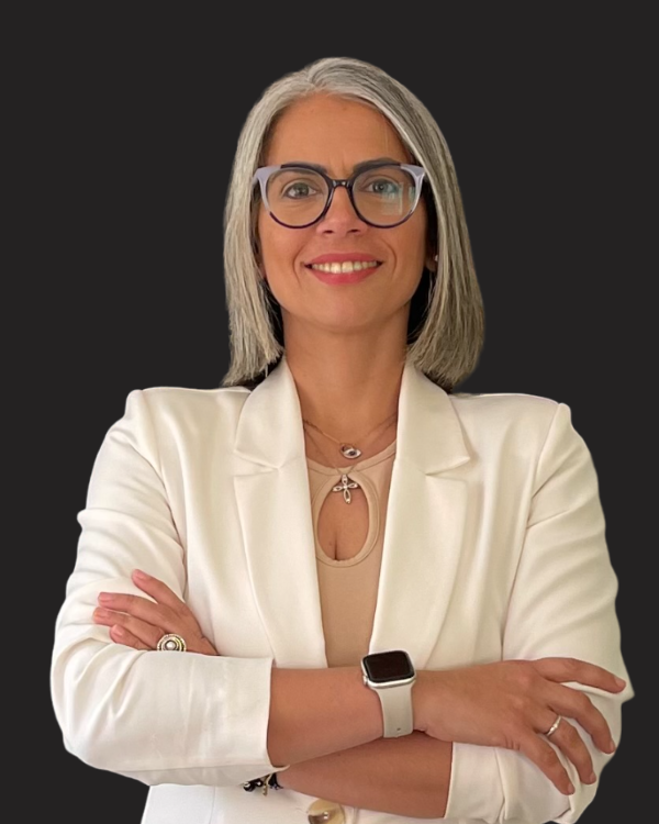 Lara Popat Ferreira Dias 