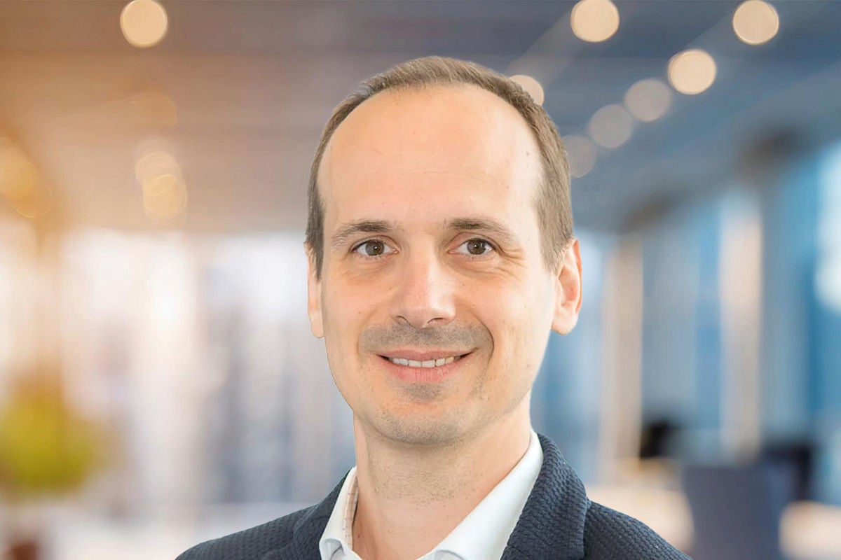 Portraitfoto von Adrien Portafaix