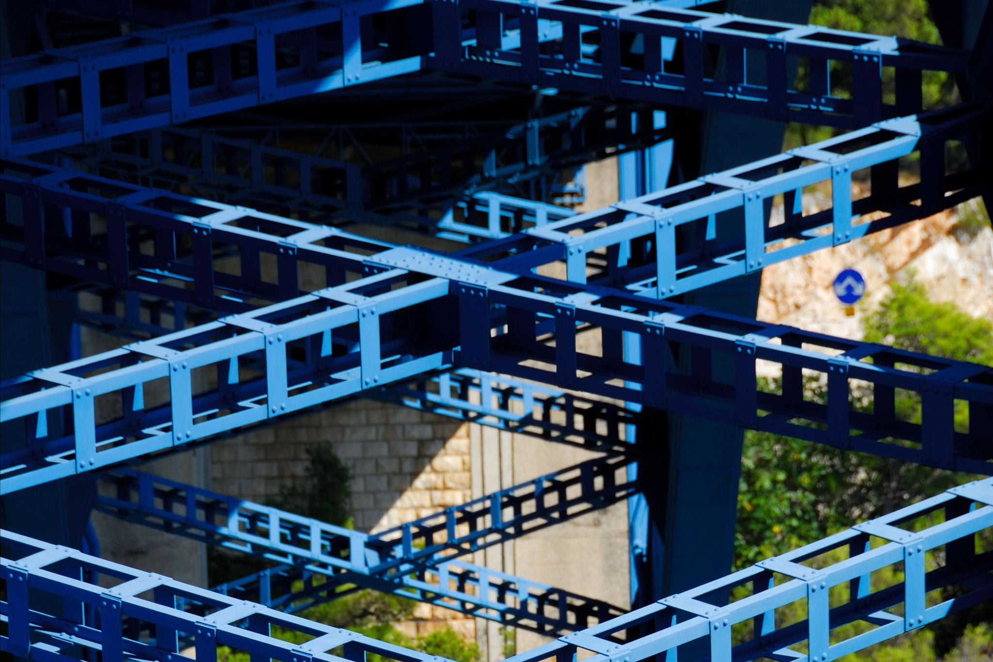 Raport EY-Parthenon: AI może istotnie zwiększyć produktywność infrastruktury