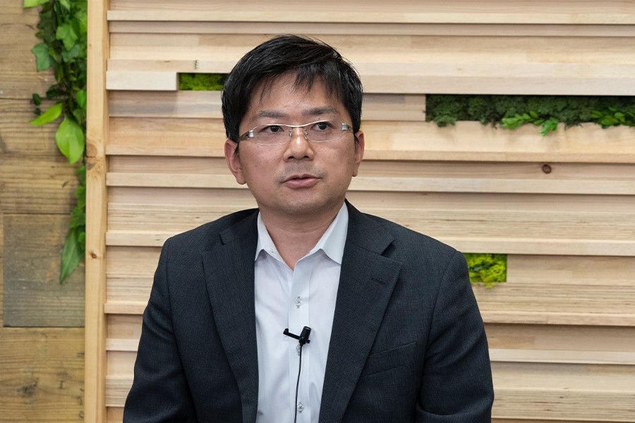 岡村 知暁　画像