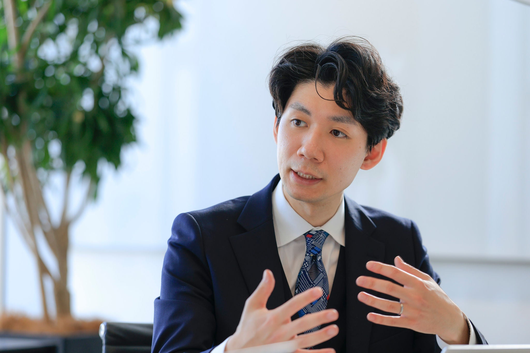 経済産業省　経済産業政策局　地域経済産業政策課　課長補佐　青木 辰二 氏