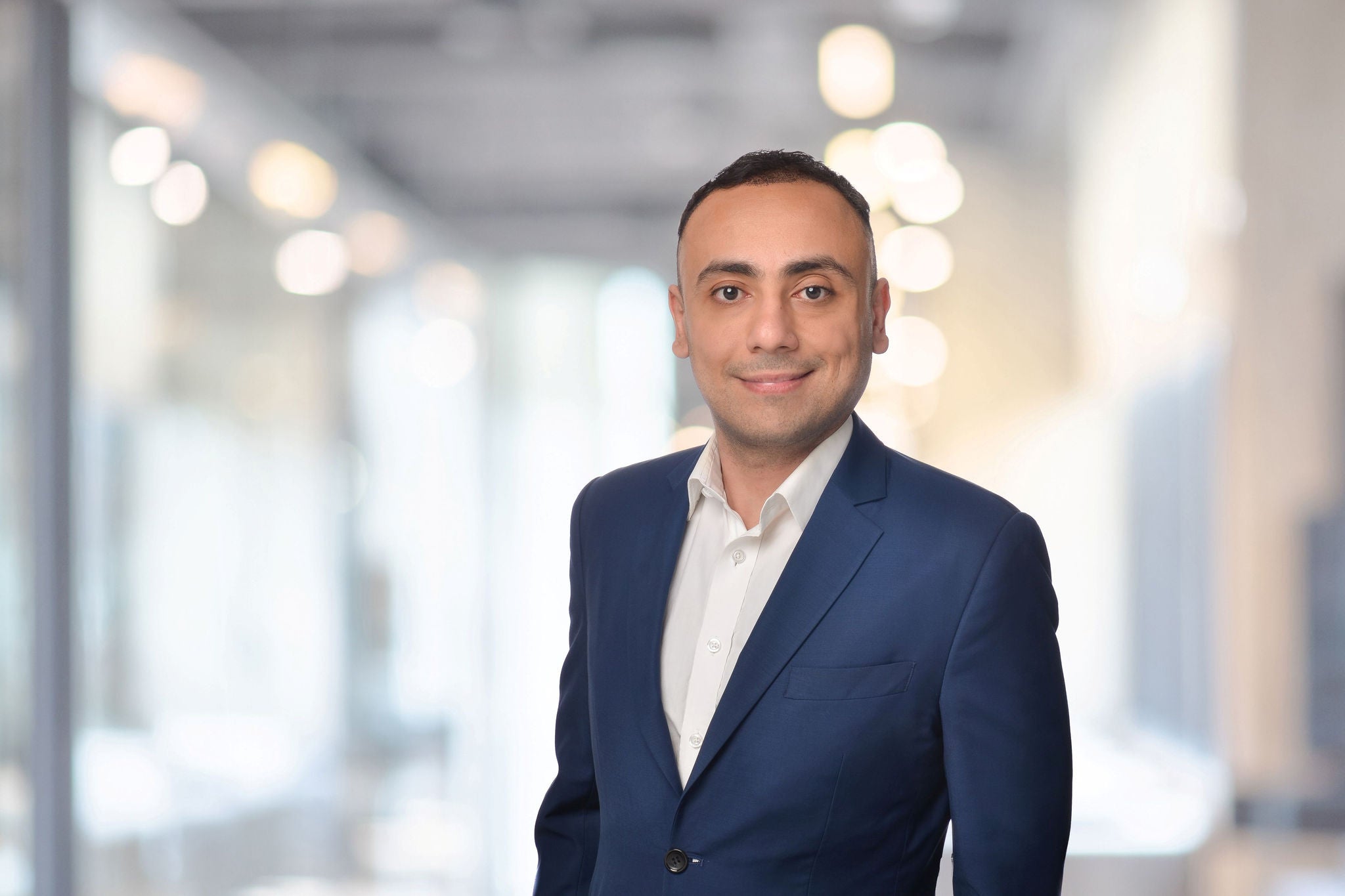 Rafik Dawood, Embedding change and training with confidence | EY - Canada