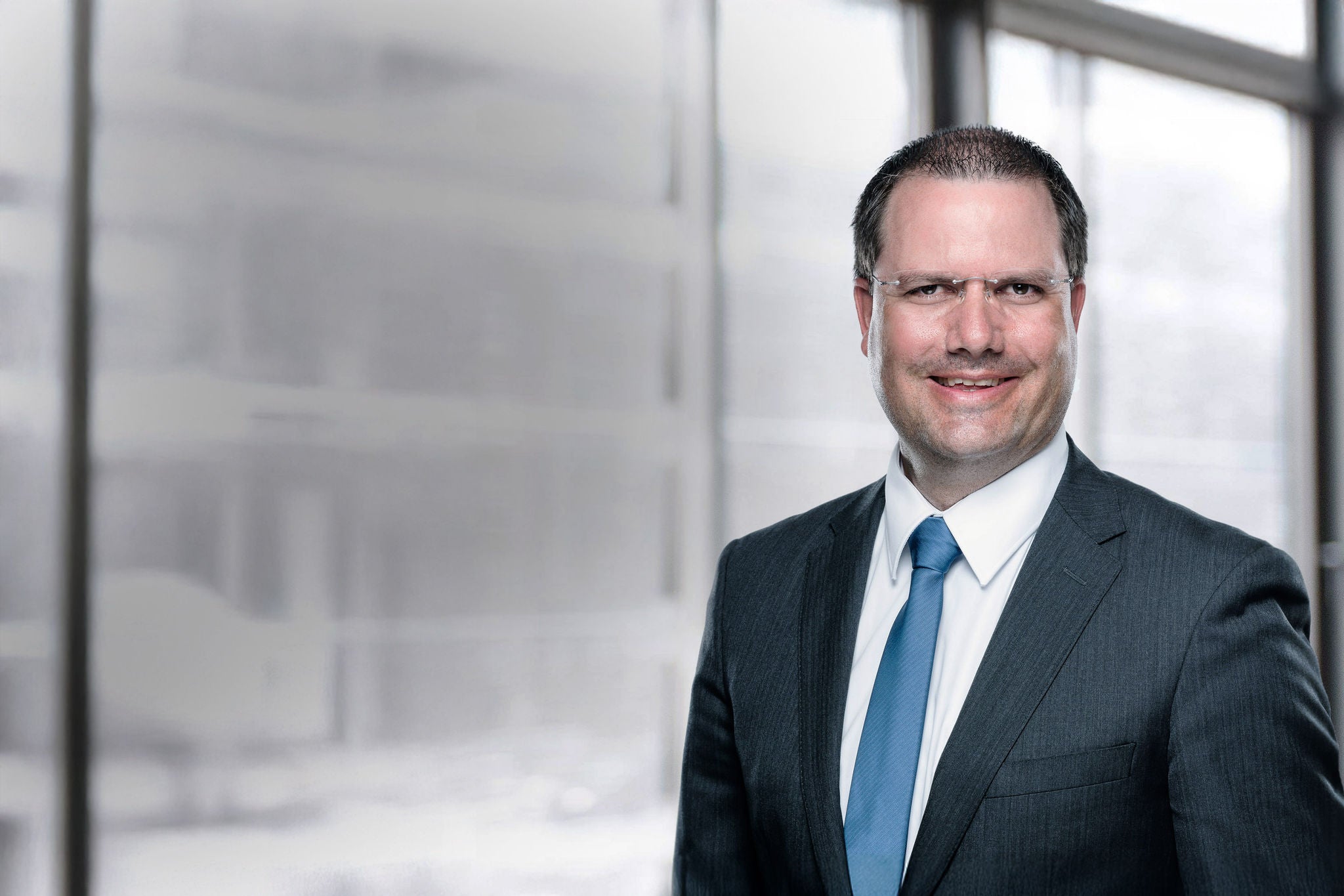 A photo of Tom schmidt