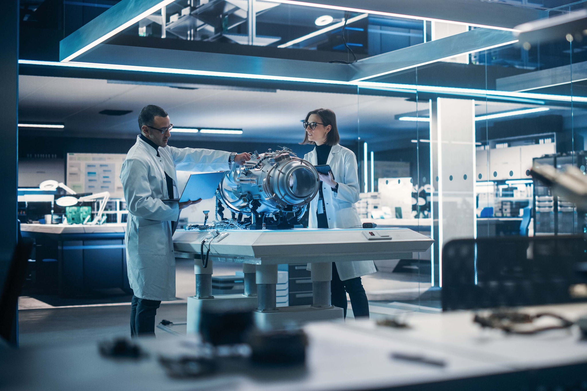 Engineers collaborate on a new type of a electric turbine engine