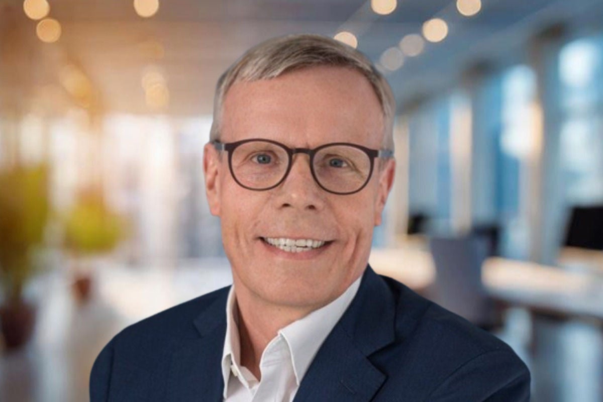 Portraitfoto von Lars Henneberg