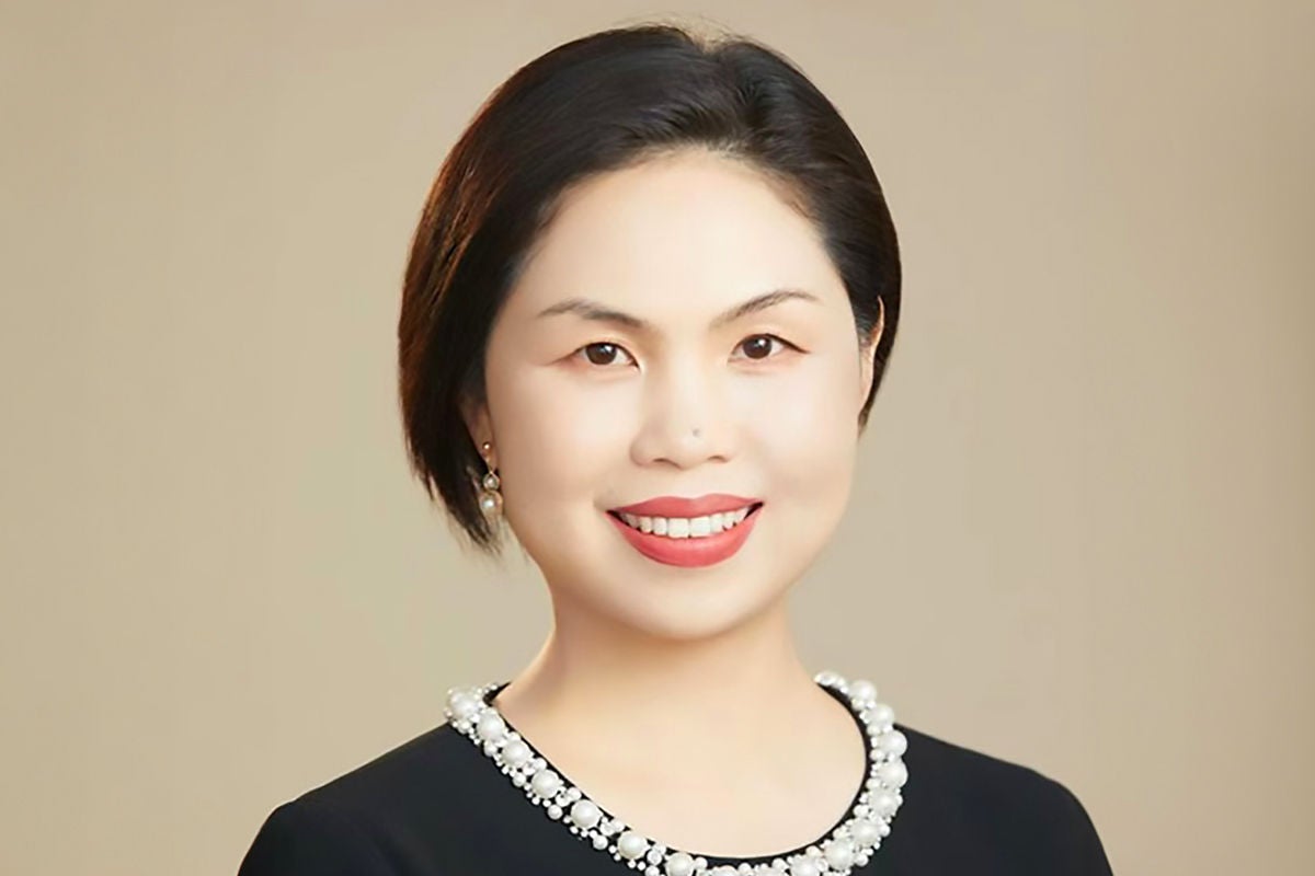 Photographic portrait of Anne Ma
