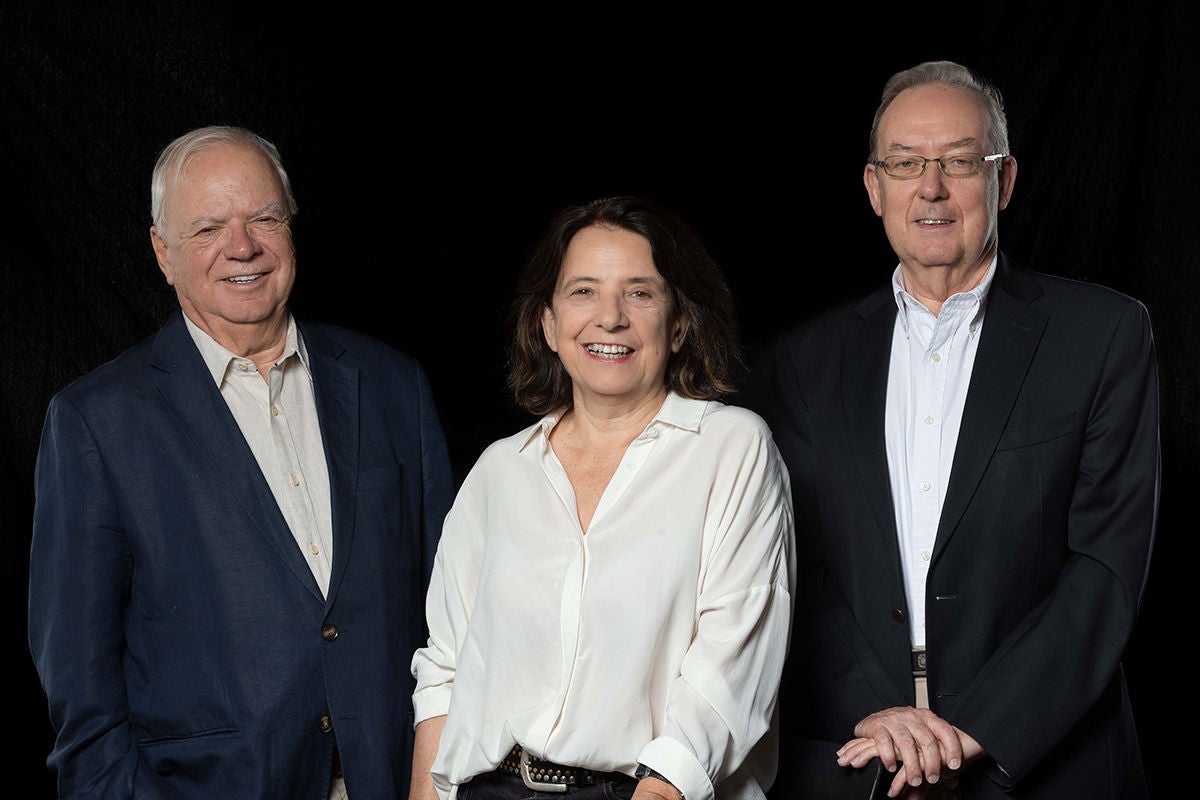 Photographic portrait of Rafael Guilisasti, Isabel Guilisasti and Eduardo Guilisasti
