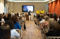 Foro de Mujeres Consejeras y Directivas - Moda y Desfile: el arte de crear experiencias