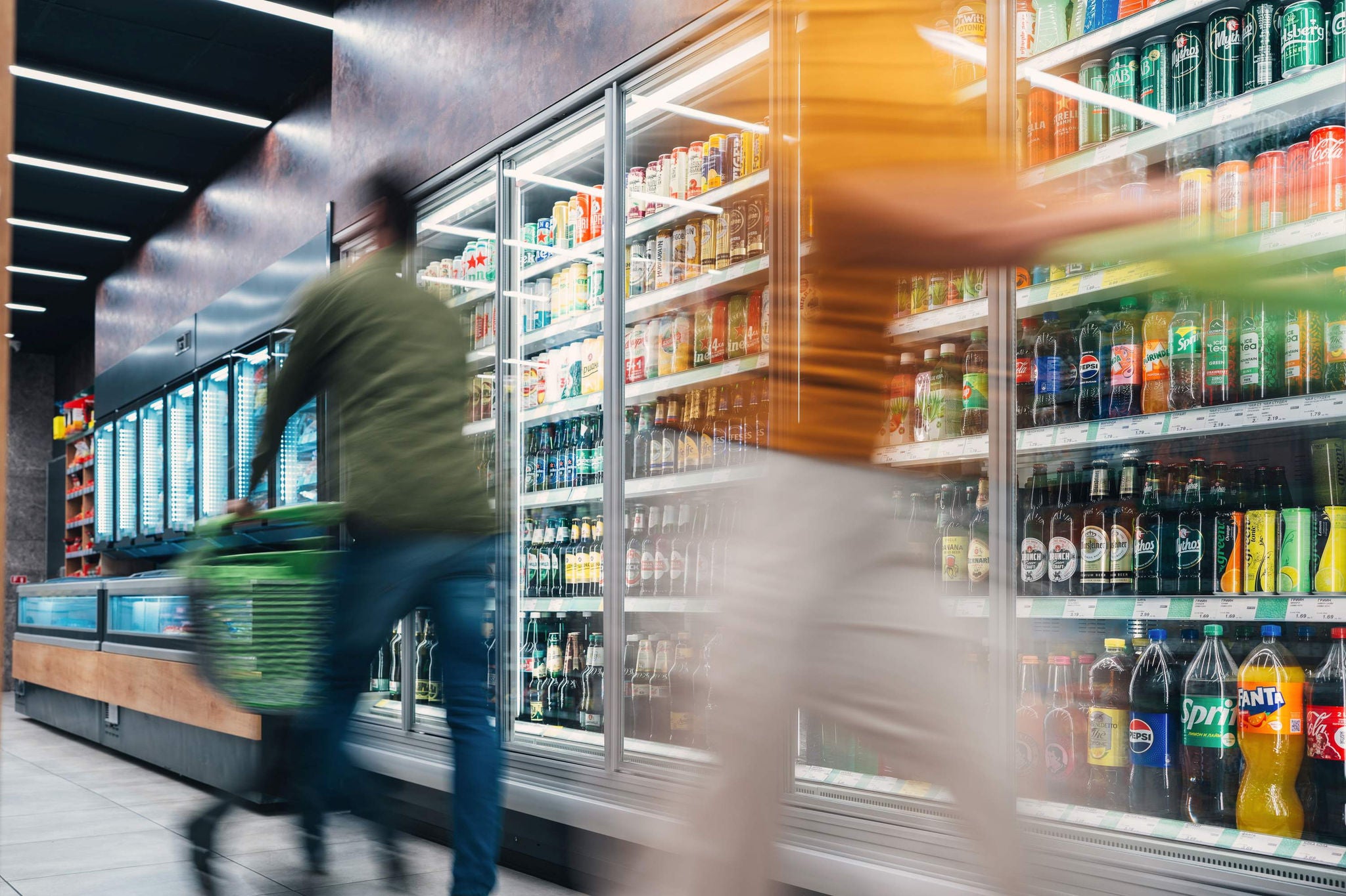 People shopping for groceries