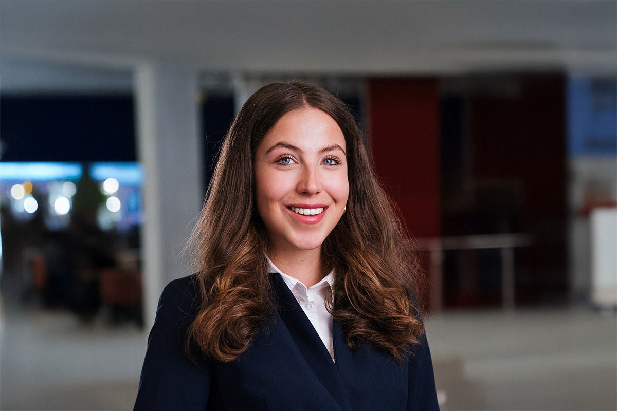 Photographic potrait of Sophie Eyholzer