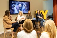 Foro de Mujeres Consejeras y Directivas - Moda y Desfile: el arte de crear experiencias