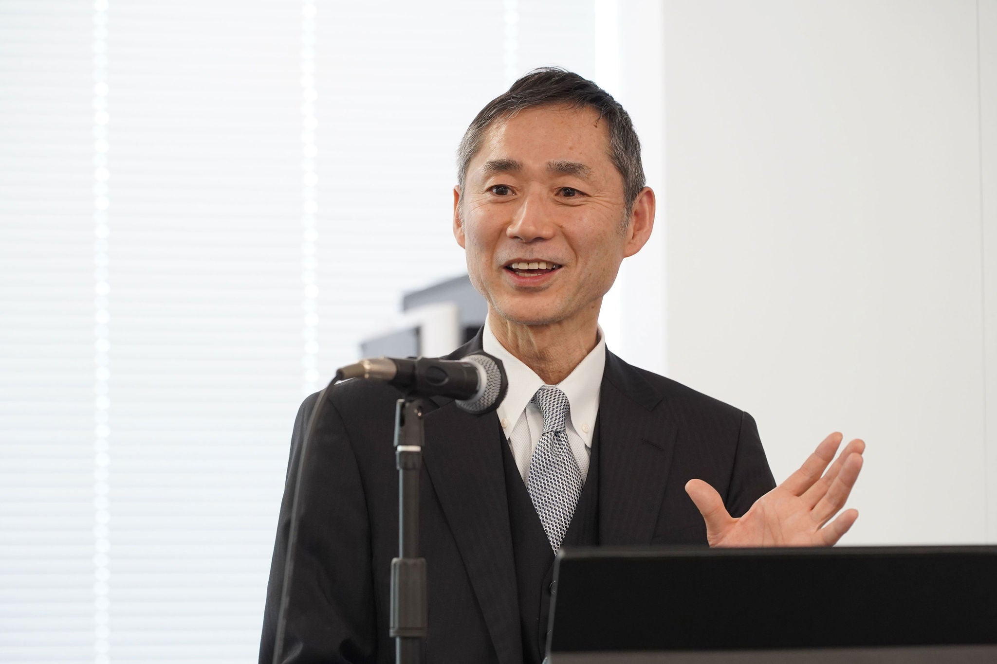 黒岩 健一郎 氏（青山学院大学大学院国際マネジメント研究科教授）