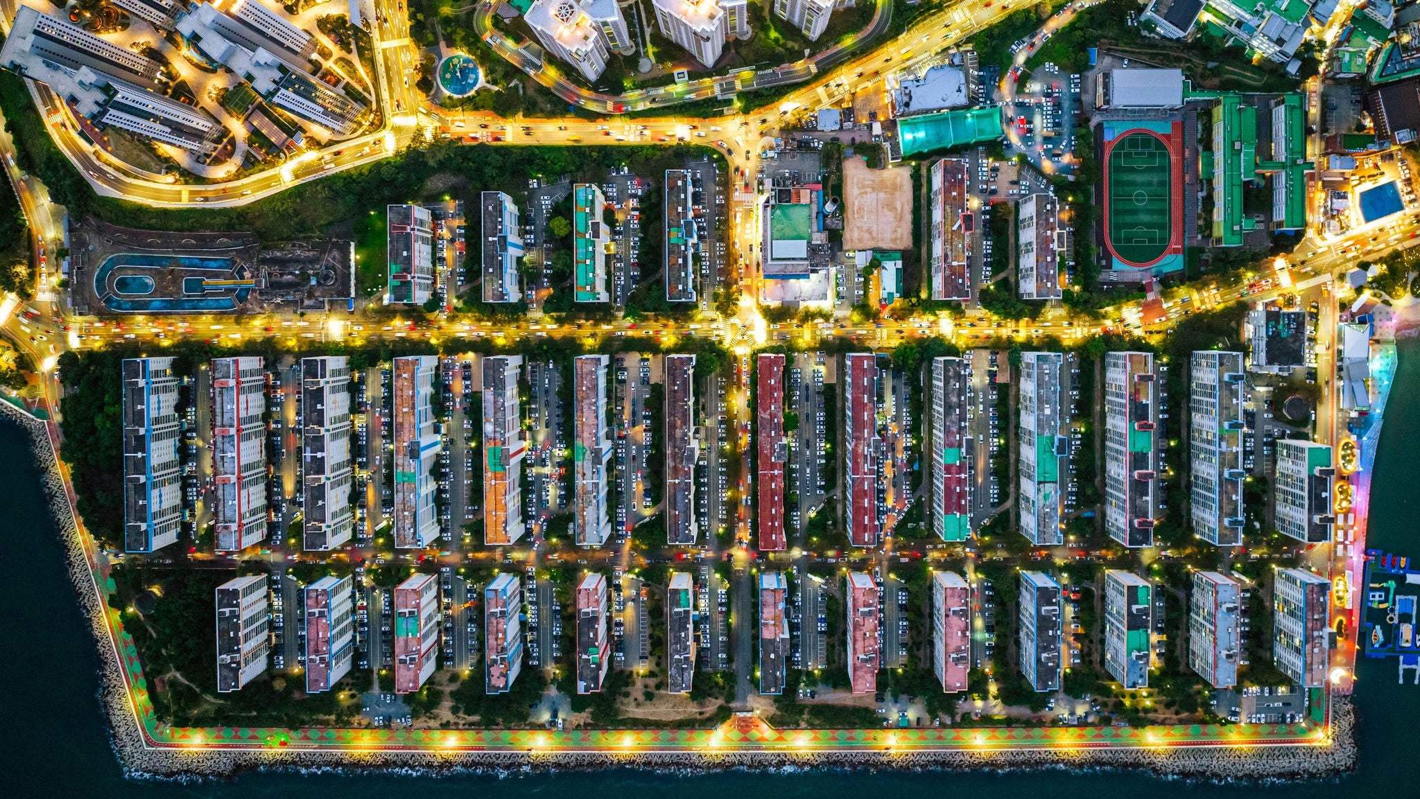 birdseye view of city