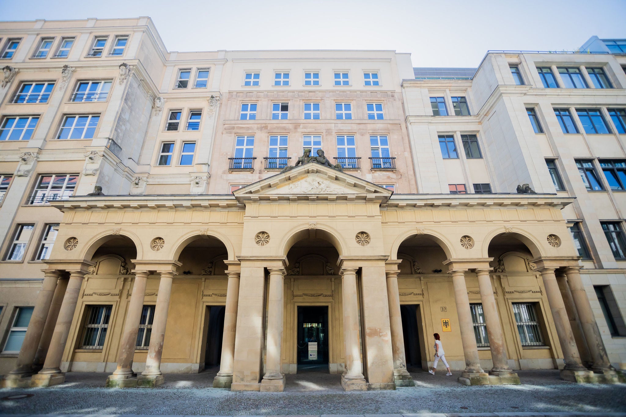 Haupteingang des Bundesjustizministeriums.