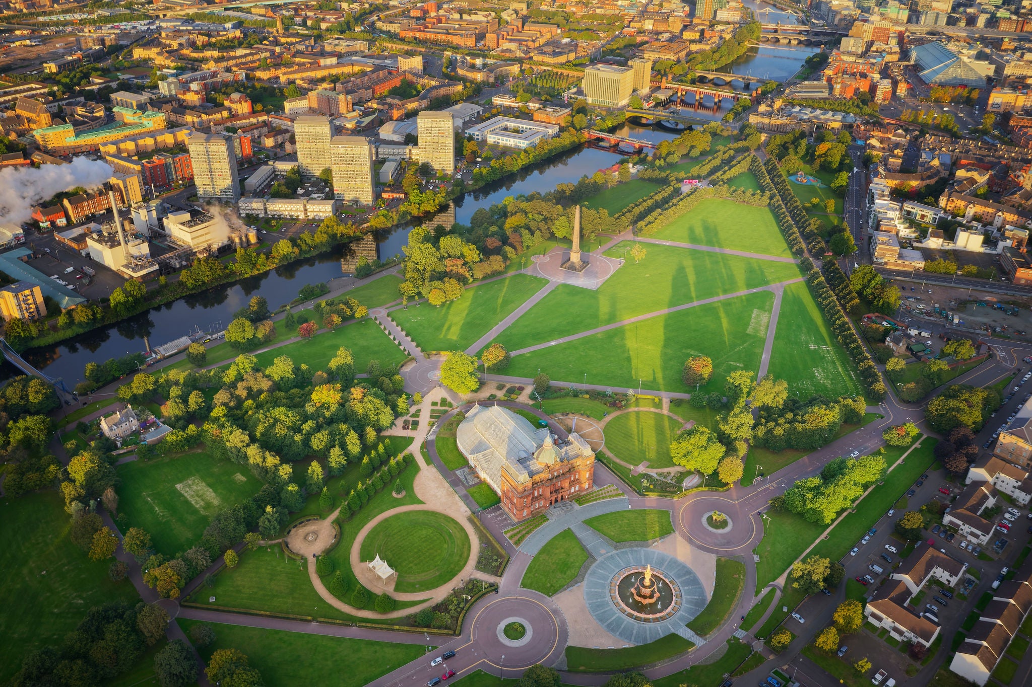 Aerial view of Glasgow Green with parkland and monuments