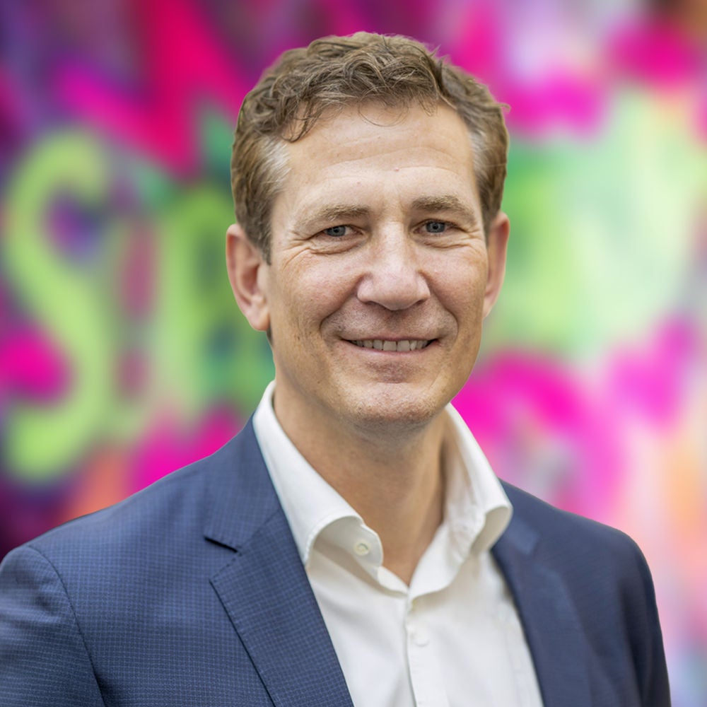 Portraitfoto von Dr. Patrick Glöckner