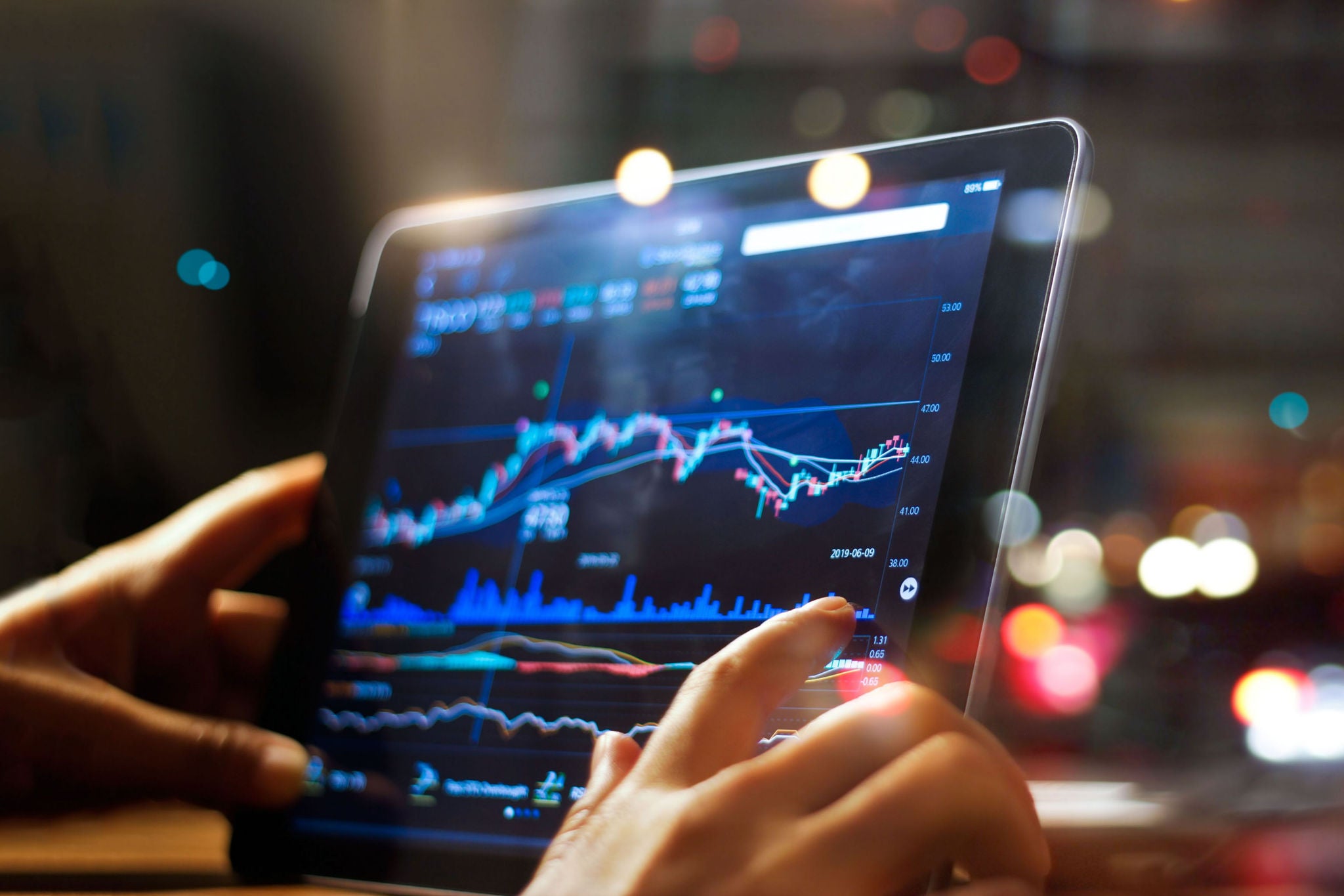 zelená loď moře