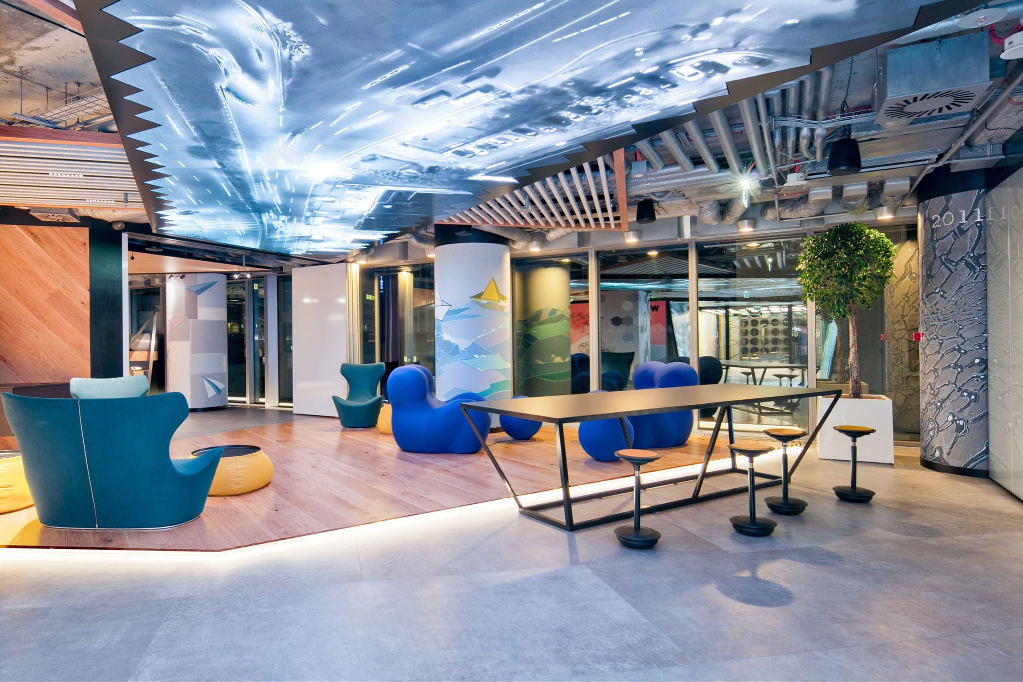 Photographic image of EY wavespace warsaw