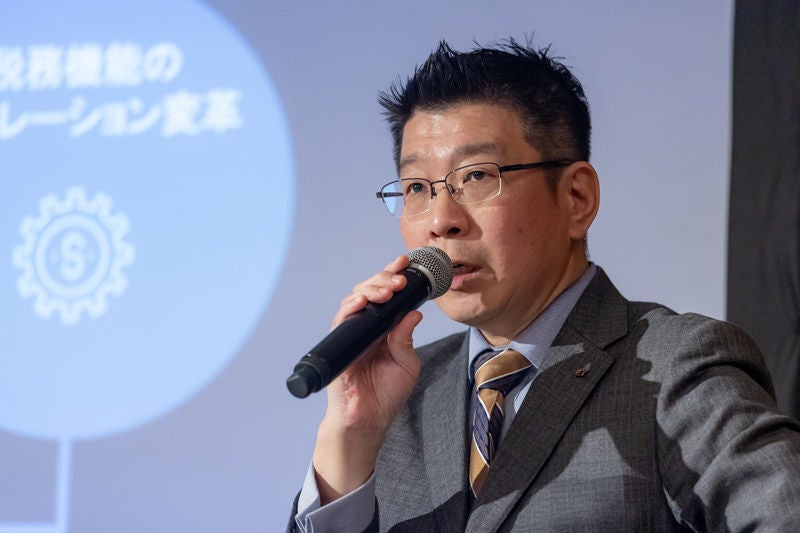 EY税理士法人 グローバル・コンプライアンス・アンド・レポーティングリーダー パートナー　進谷 敏一 