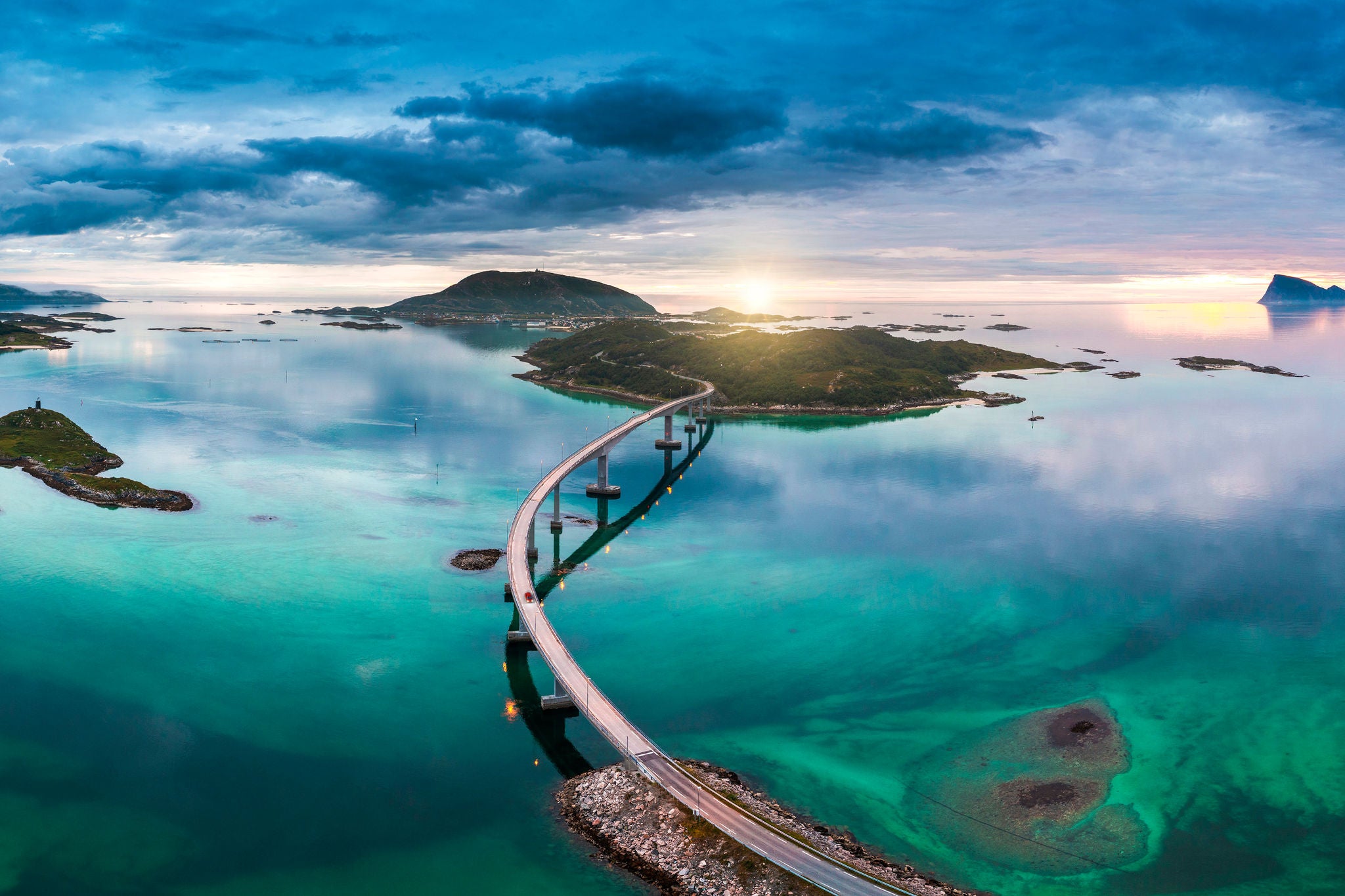 SUSTAINABILITY USE ONLY Bridge to Sommaroy and midnight sun, Tromso, Norway 