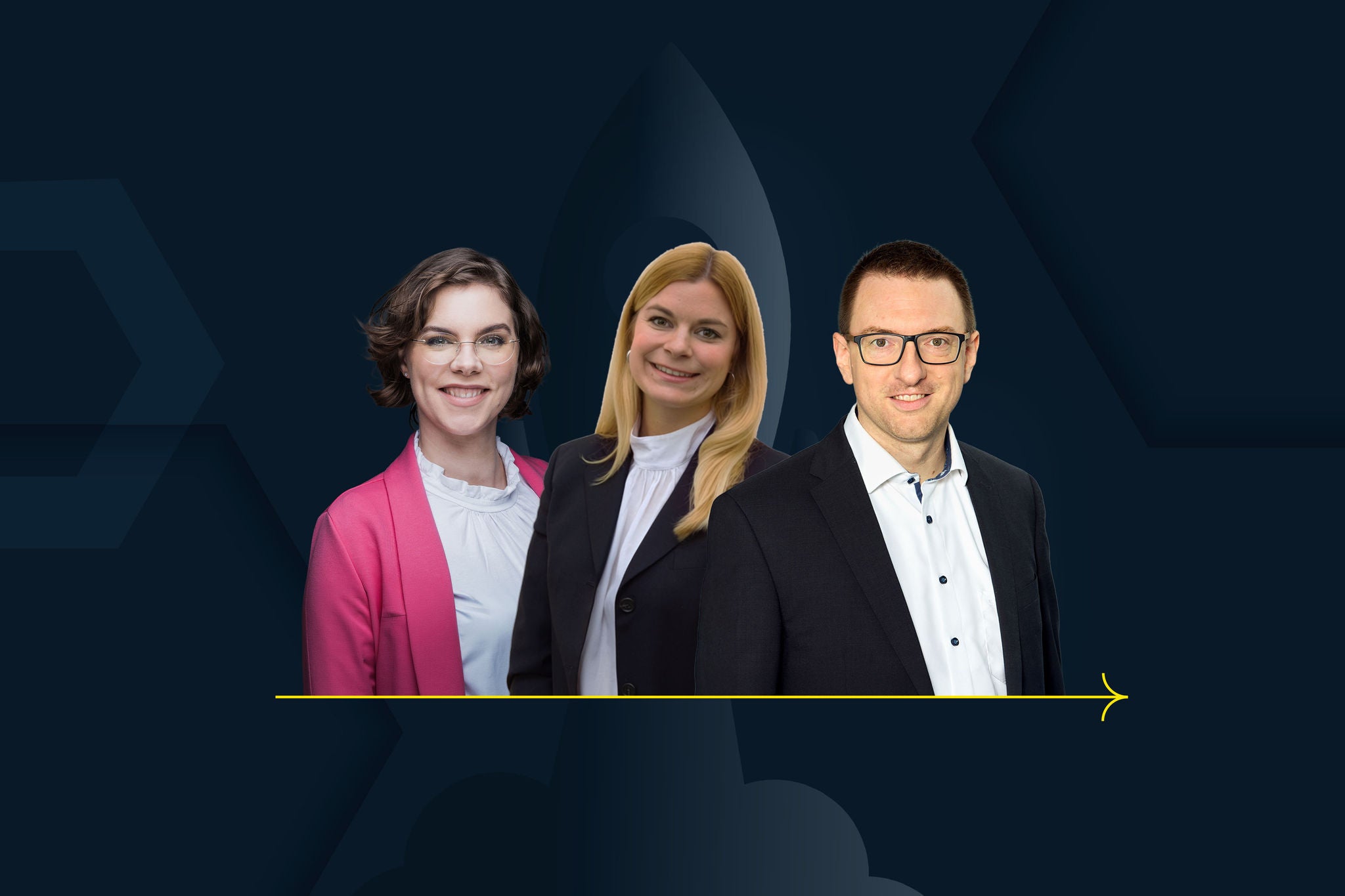 Zwei Frauen und ein Mann vor dunklem Hintergrund