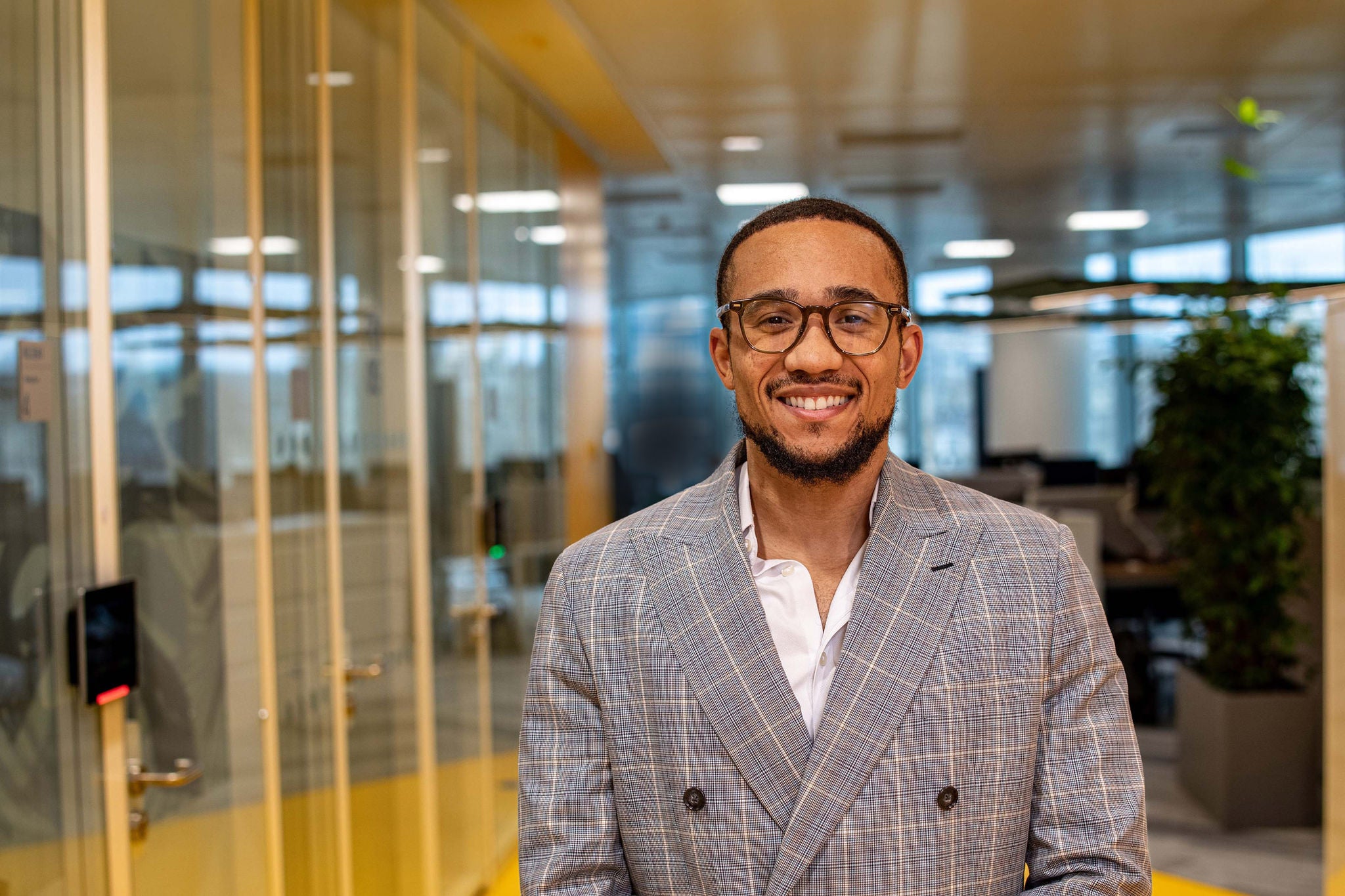 Photographic portrait of Anthony