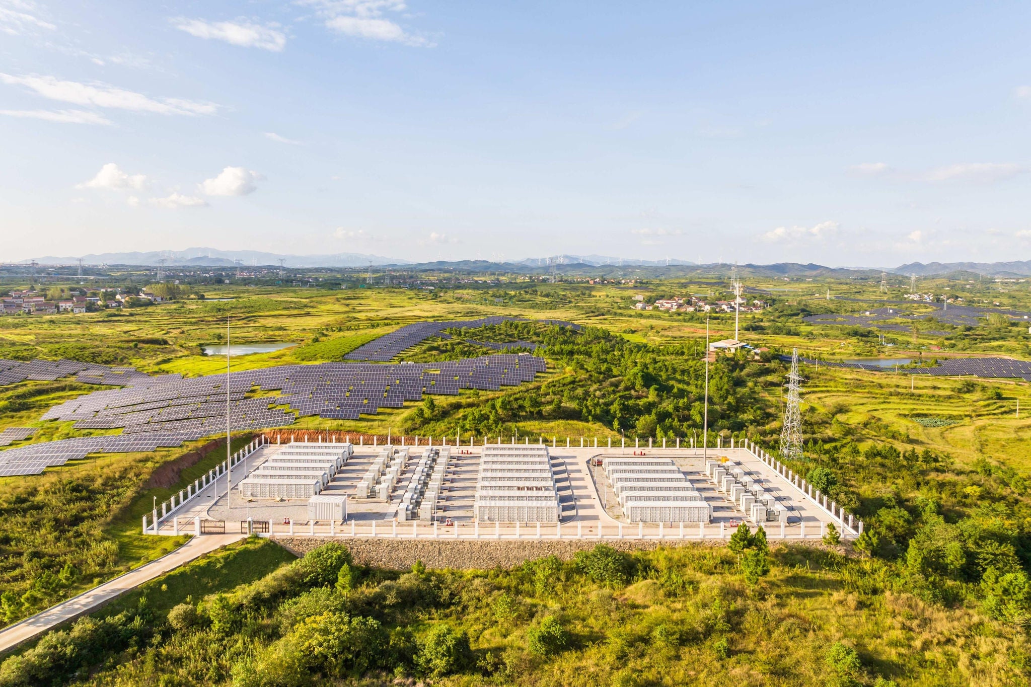 EY-Parthenon doradzał Mithra Energy i Futureal Group 