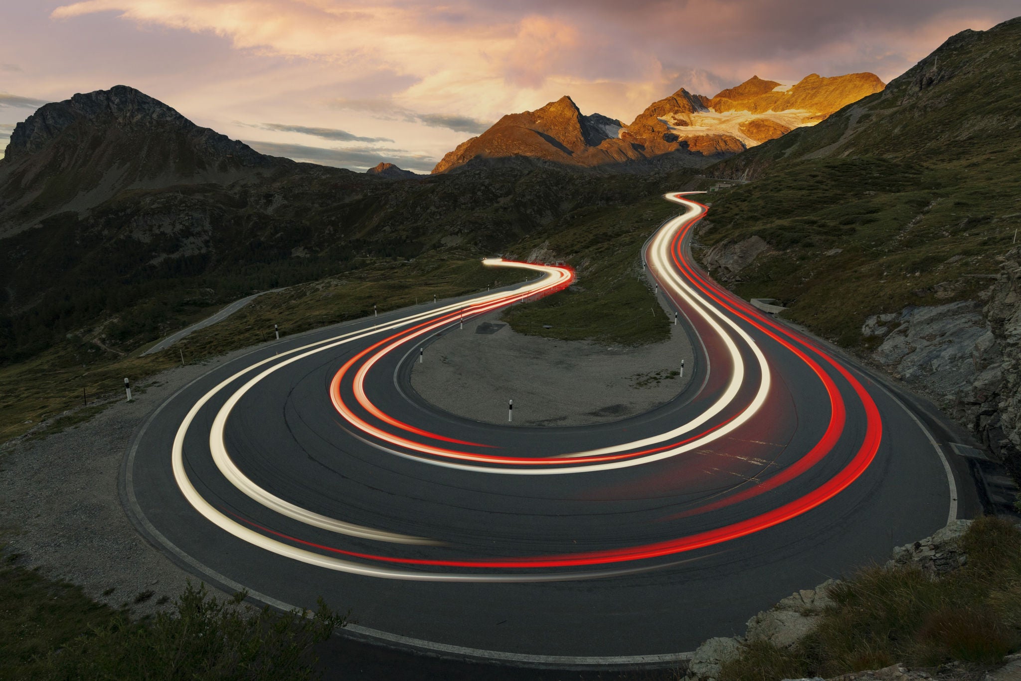 kr-ey-article-the-world-or-navi-hero