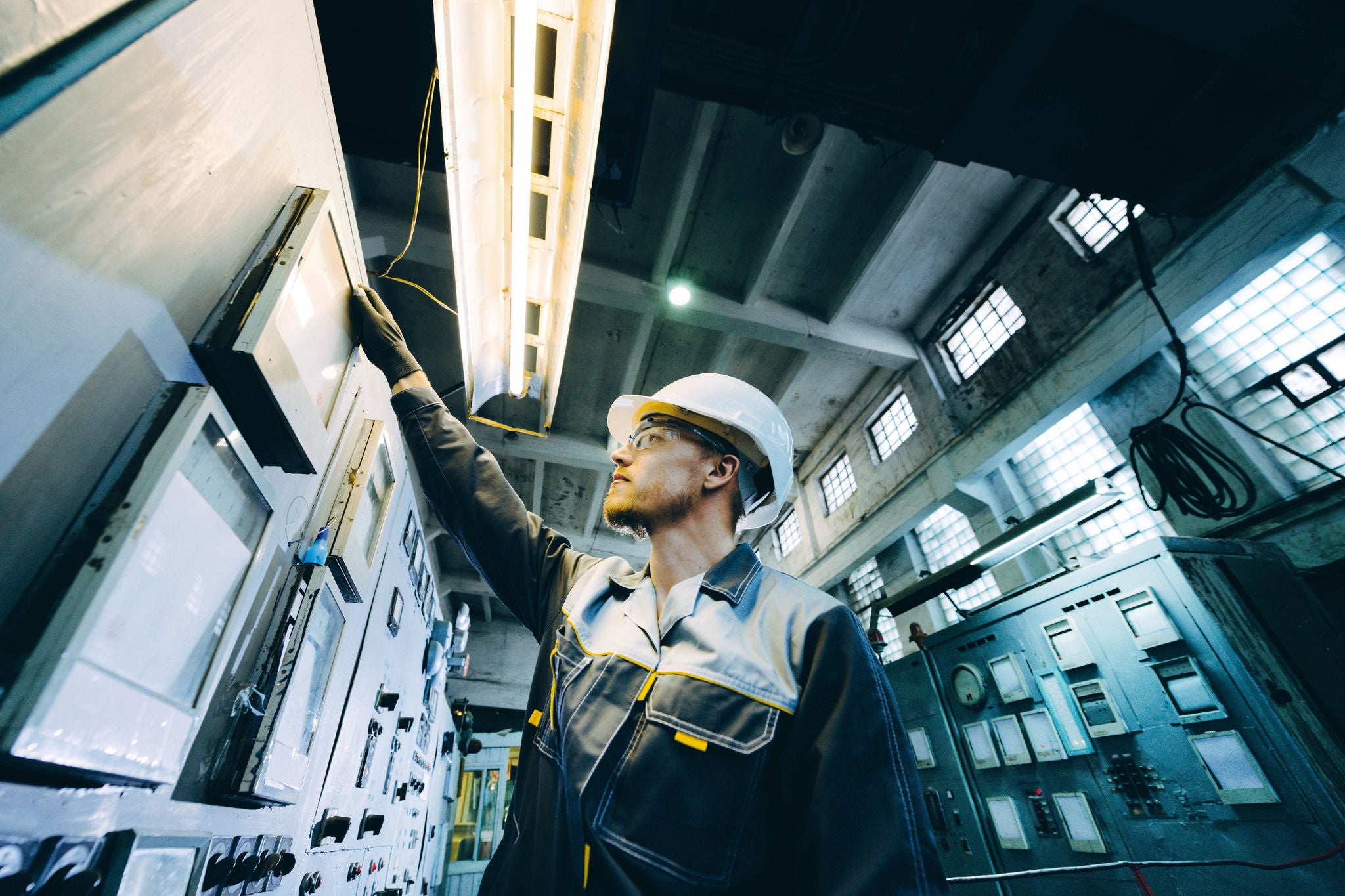 power plant worker energy industrial factory inspector expertise
