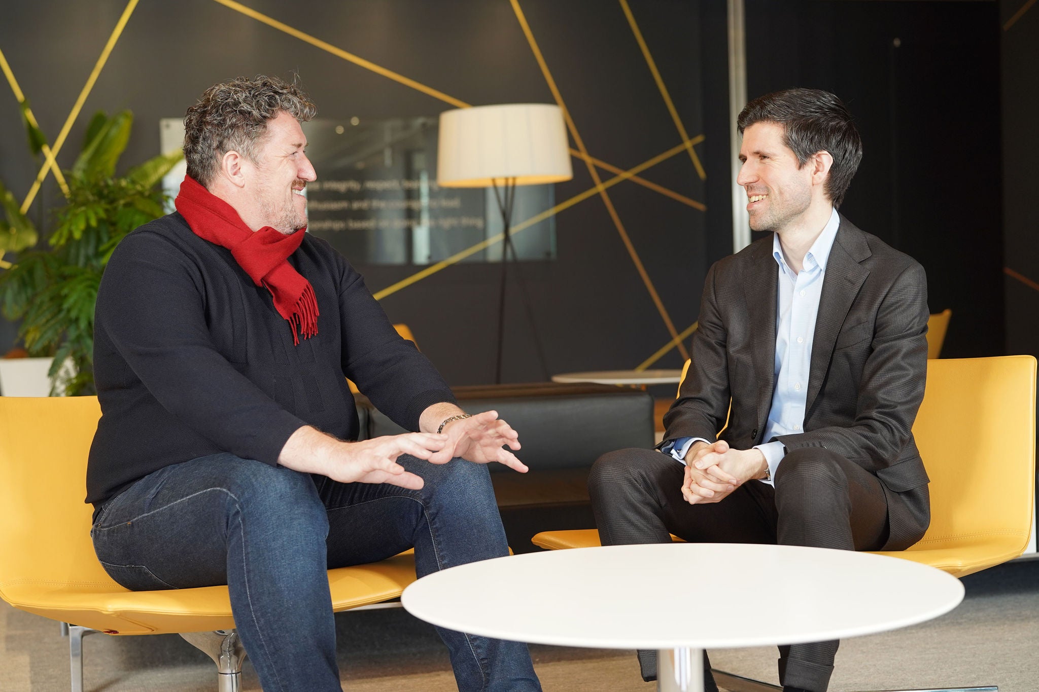 Dr. Buzz Palmer, Co-founder and CEO of MedTech Actuator (L), Dr. Robert Brand, Director, Health and Life Sciences,  EY Strategy and Consulting Co, Ltd(R)