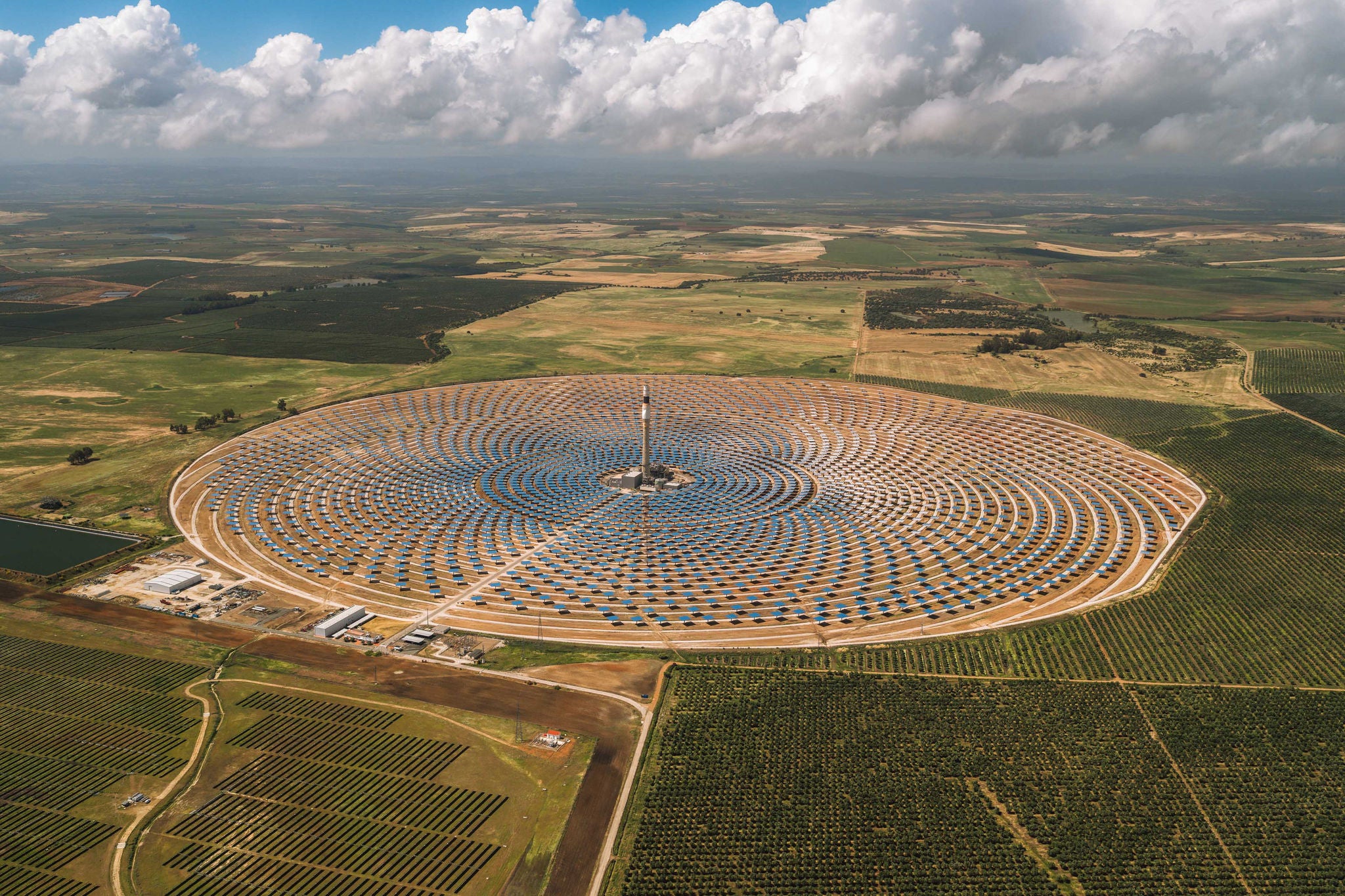 Aerial view of the Torresol Energy Gemasolar plant