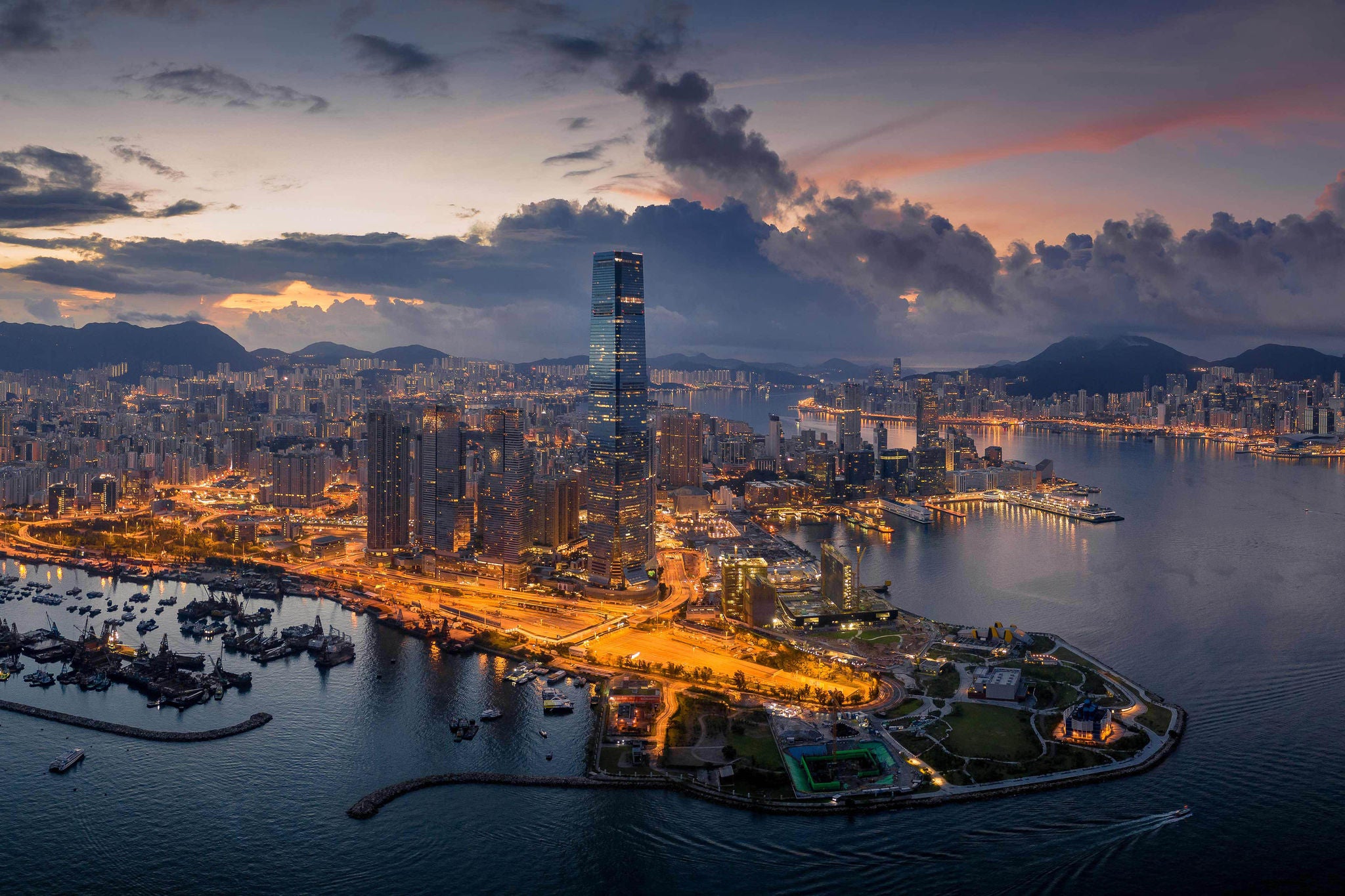 West Kowloon and the iconic International Commerce Centre (ICC).