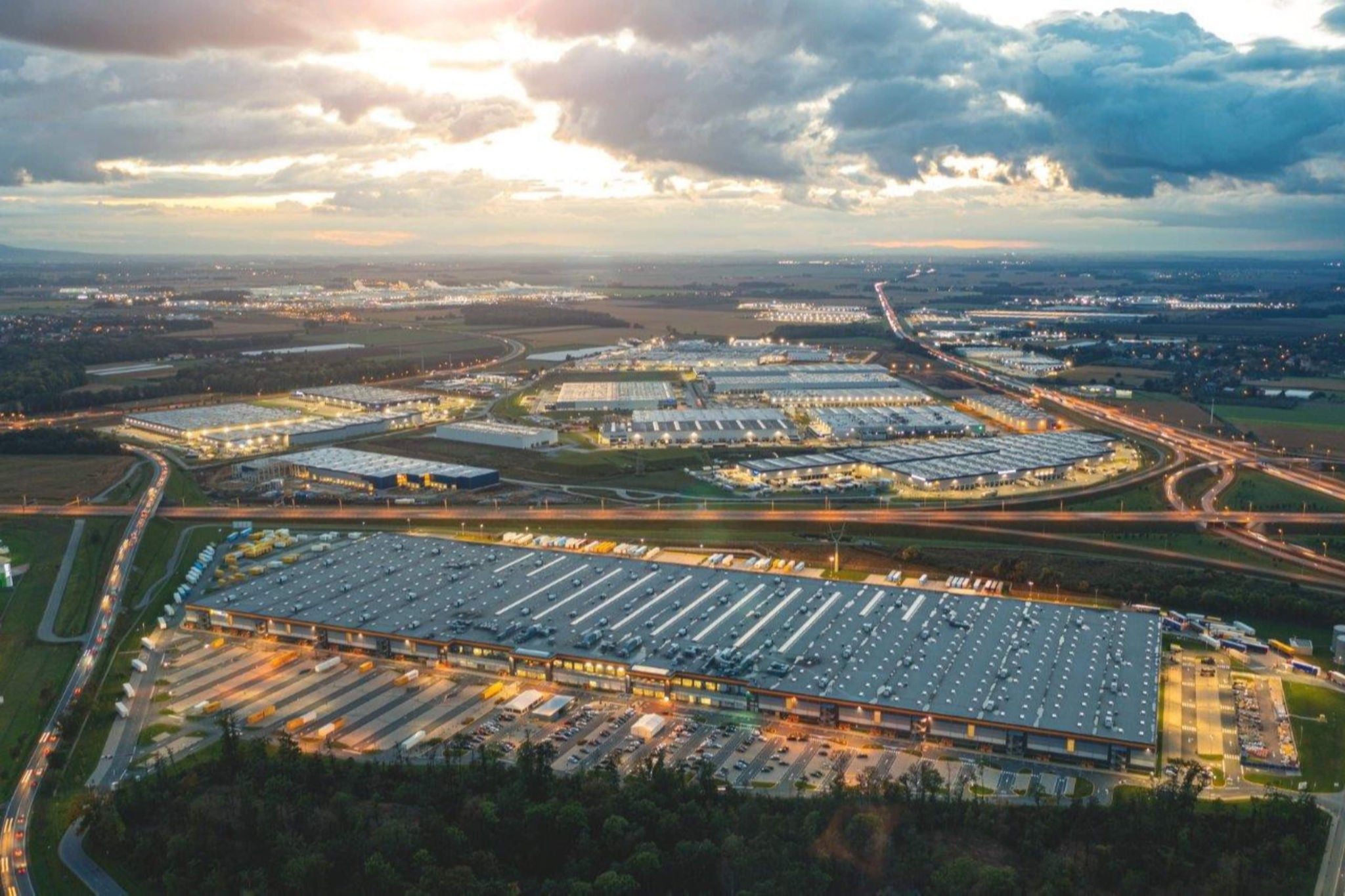 Consumer & Retail Outlook.  Insights from the European Economic Outlook