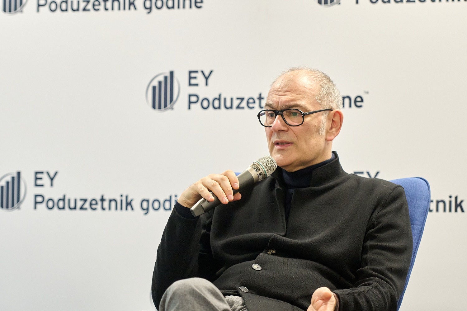 Photo EOY launch panel