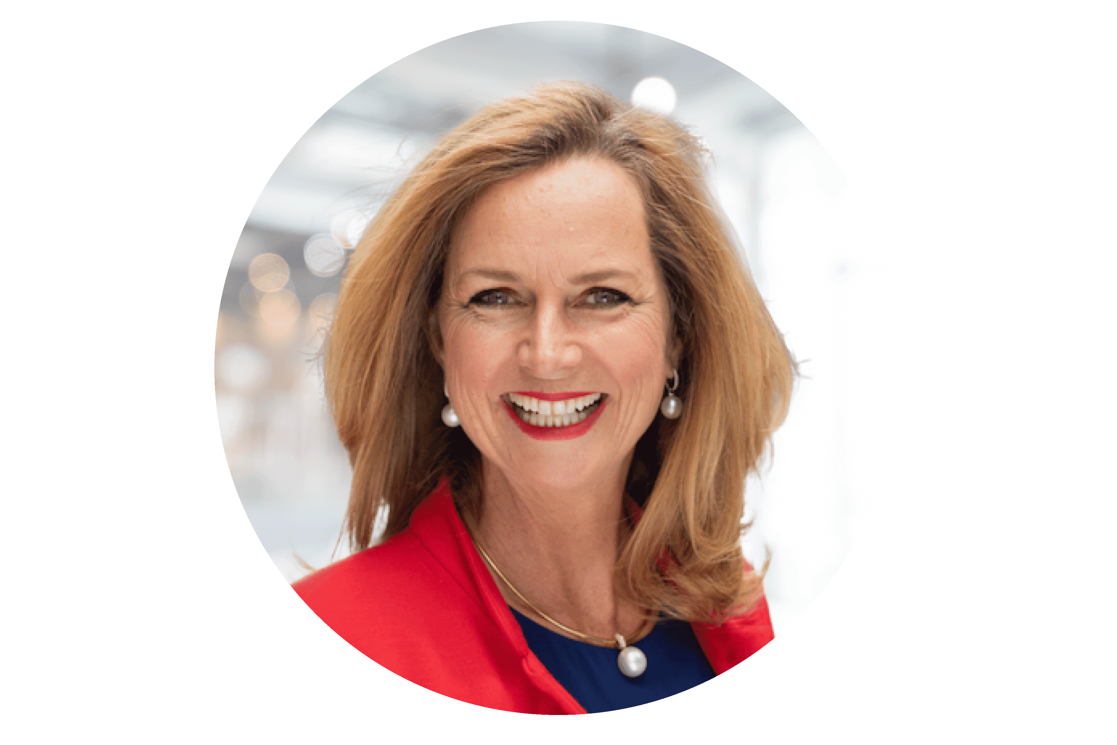 A photographic portrait of Naomi Simson OAM