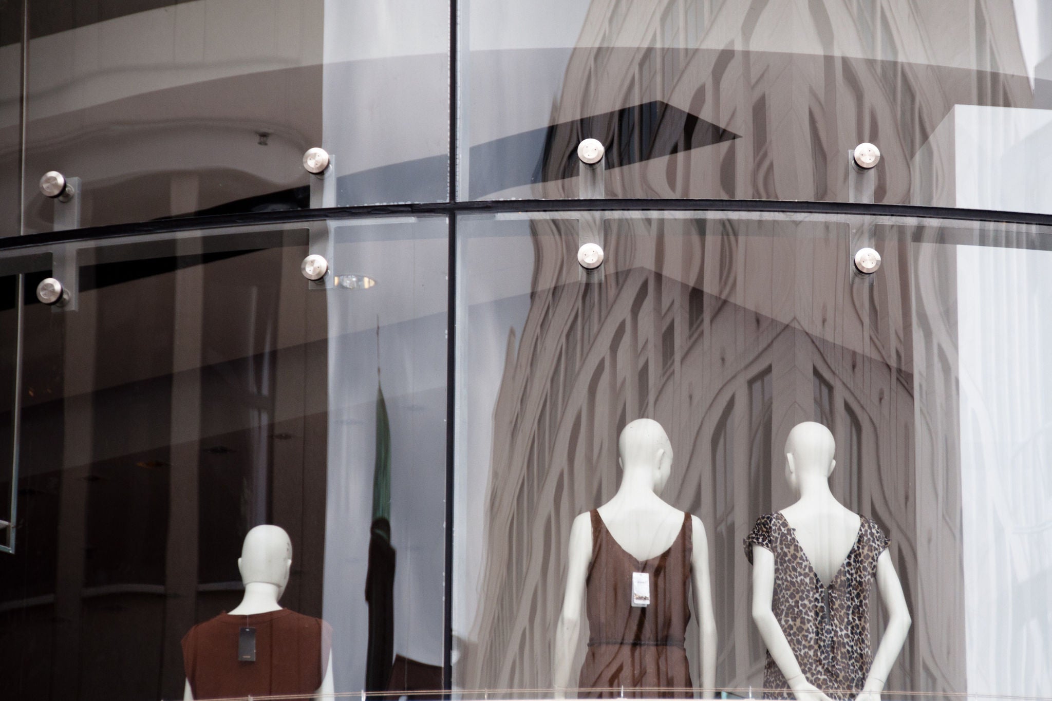 ey-informe-multiplos-2025