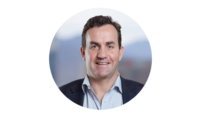 Iain Thompson profile headshot