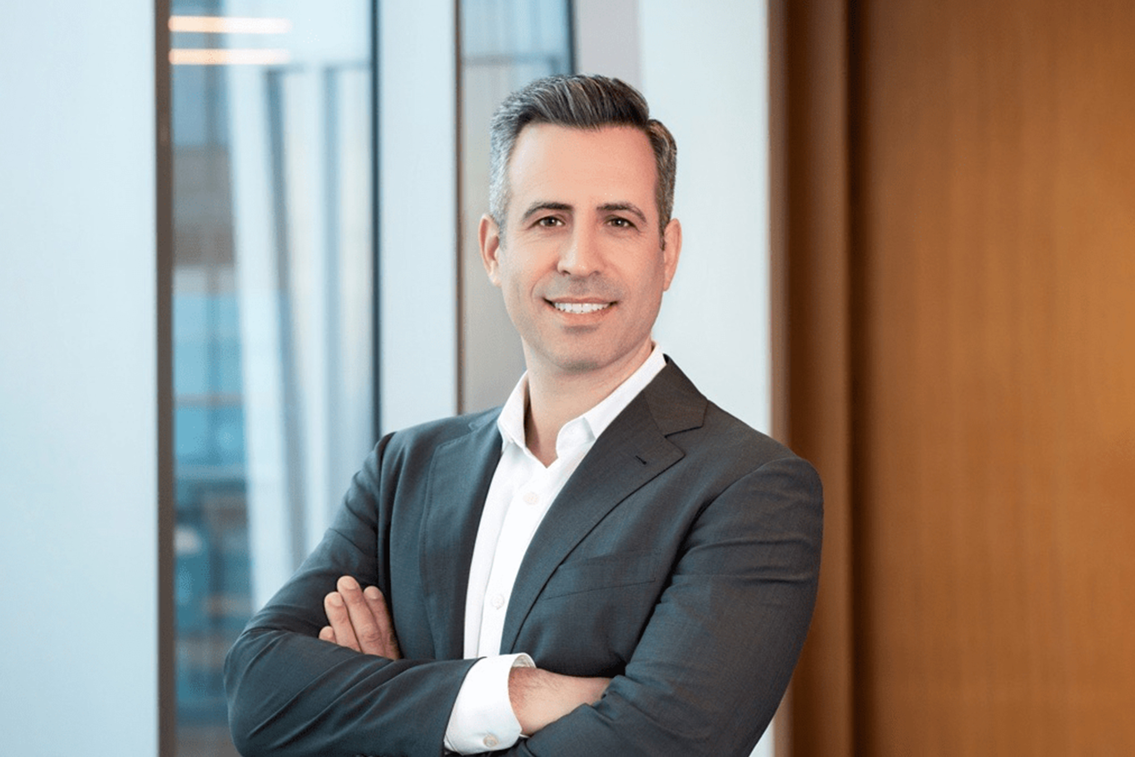 Photographic portrait of Dan Zilnik