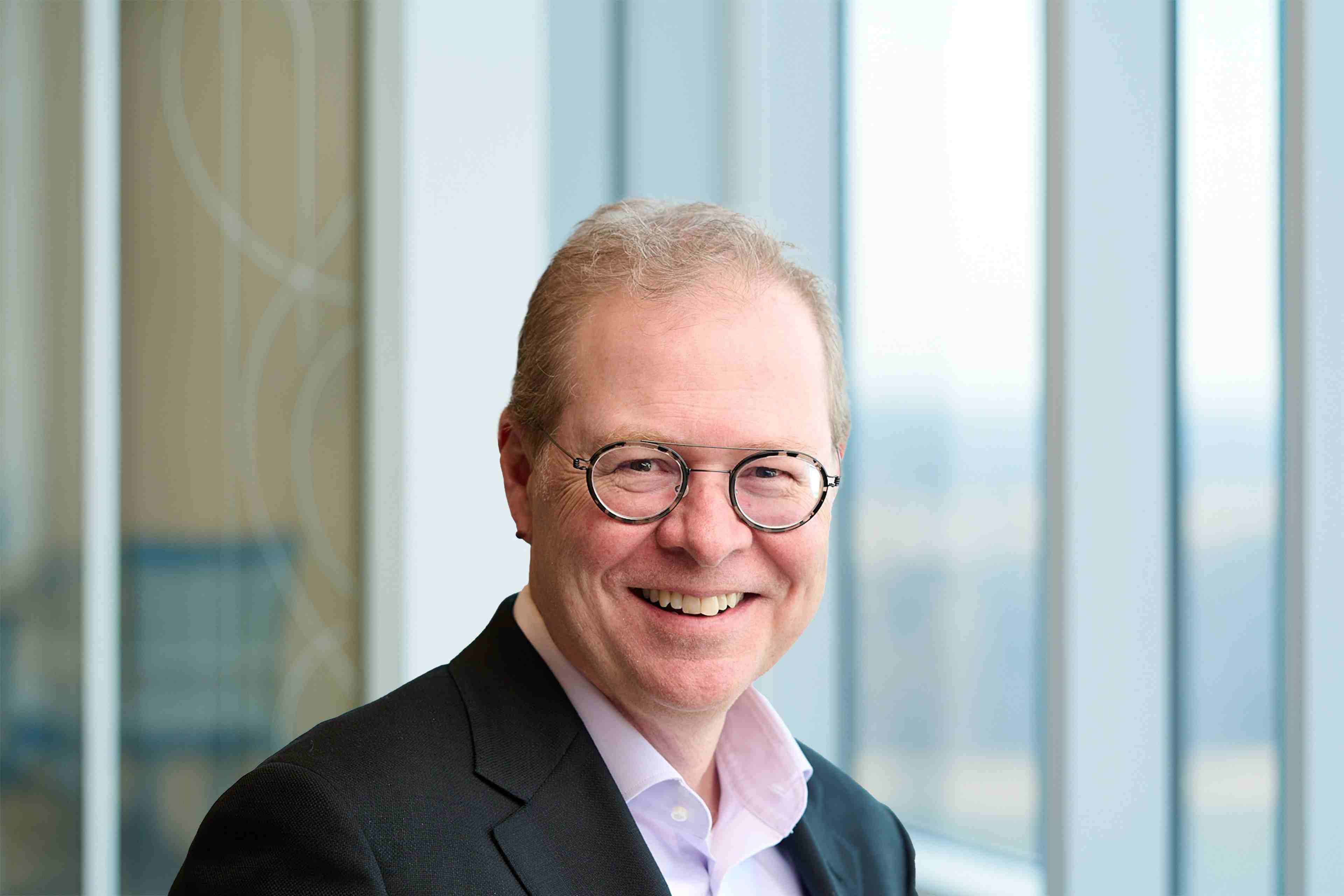 Photographic portrait of Mark MacDonald