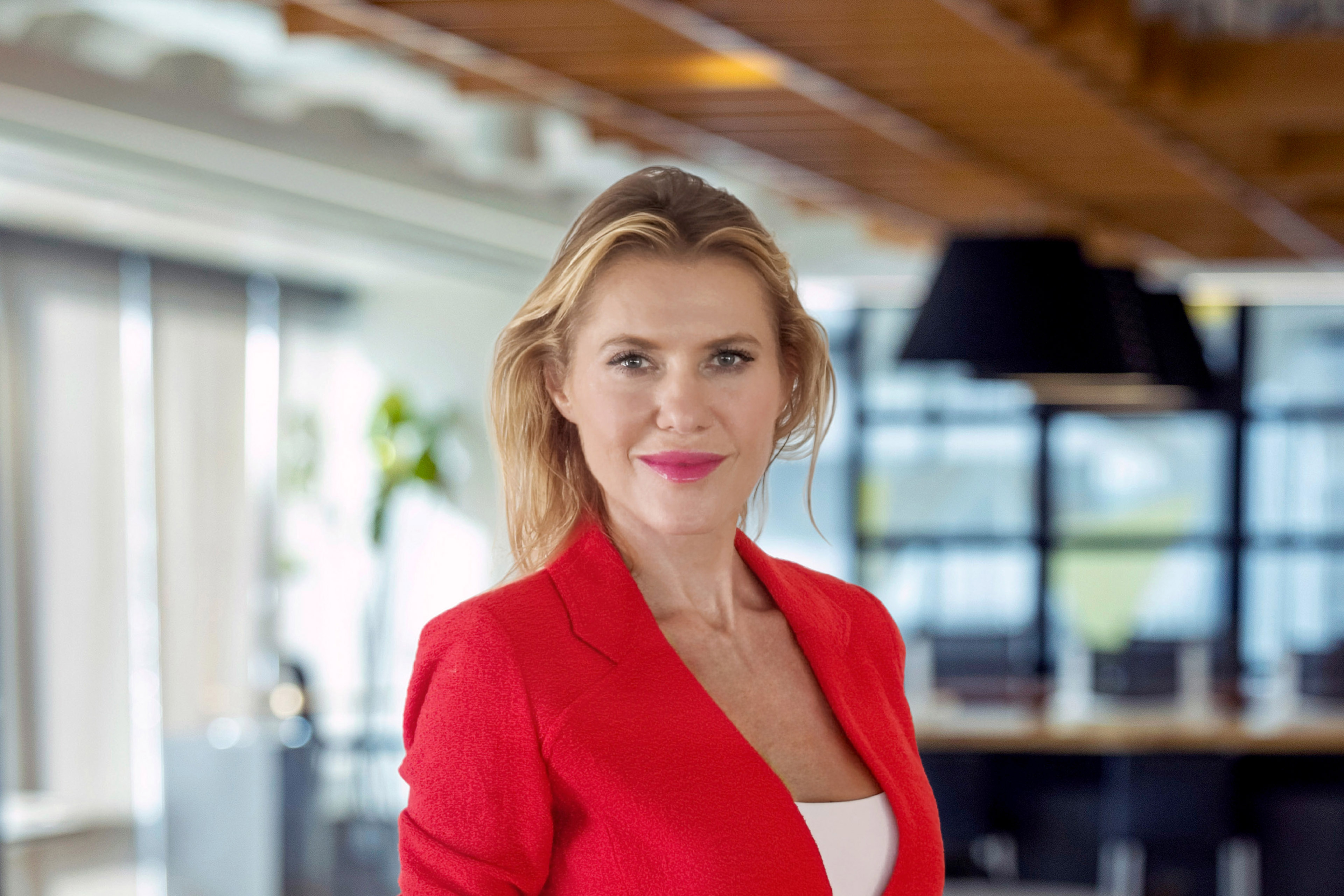 Photographic portrait of Oksana Chausova