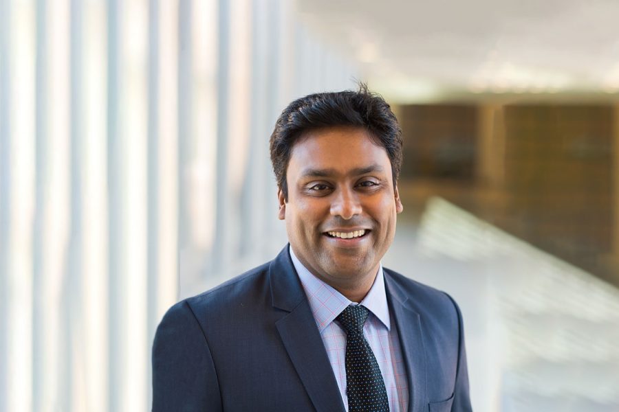 Business transformation through cloud services | EY - Global