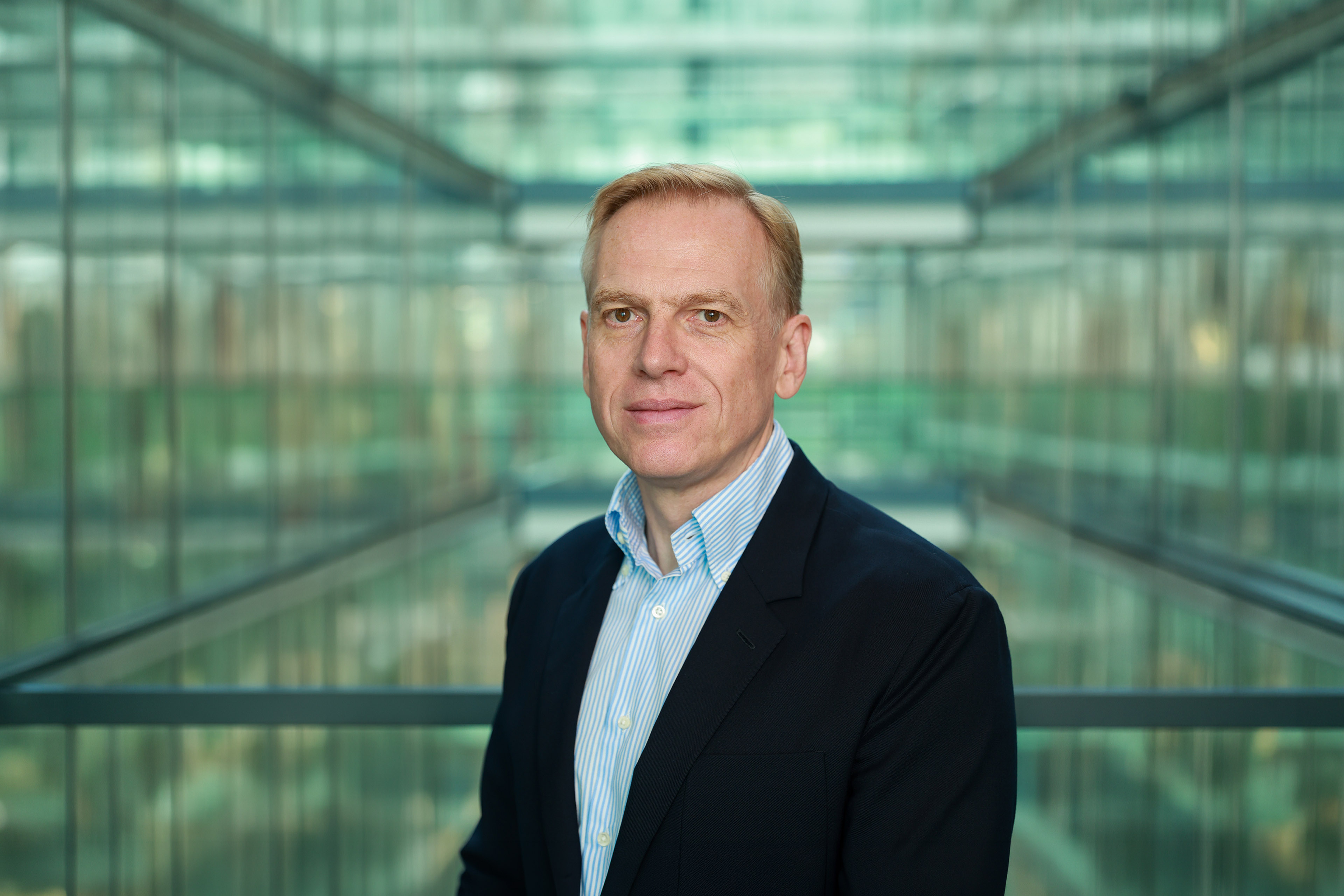 Photographic portrait of Richard Taylor