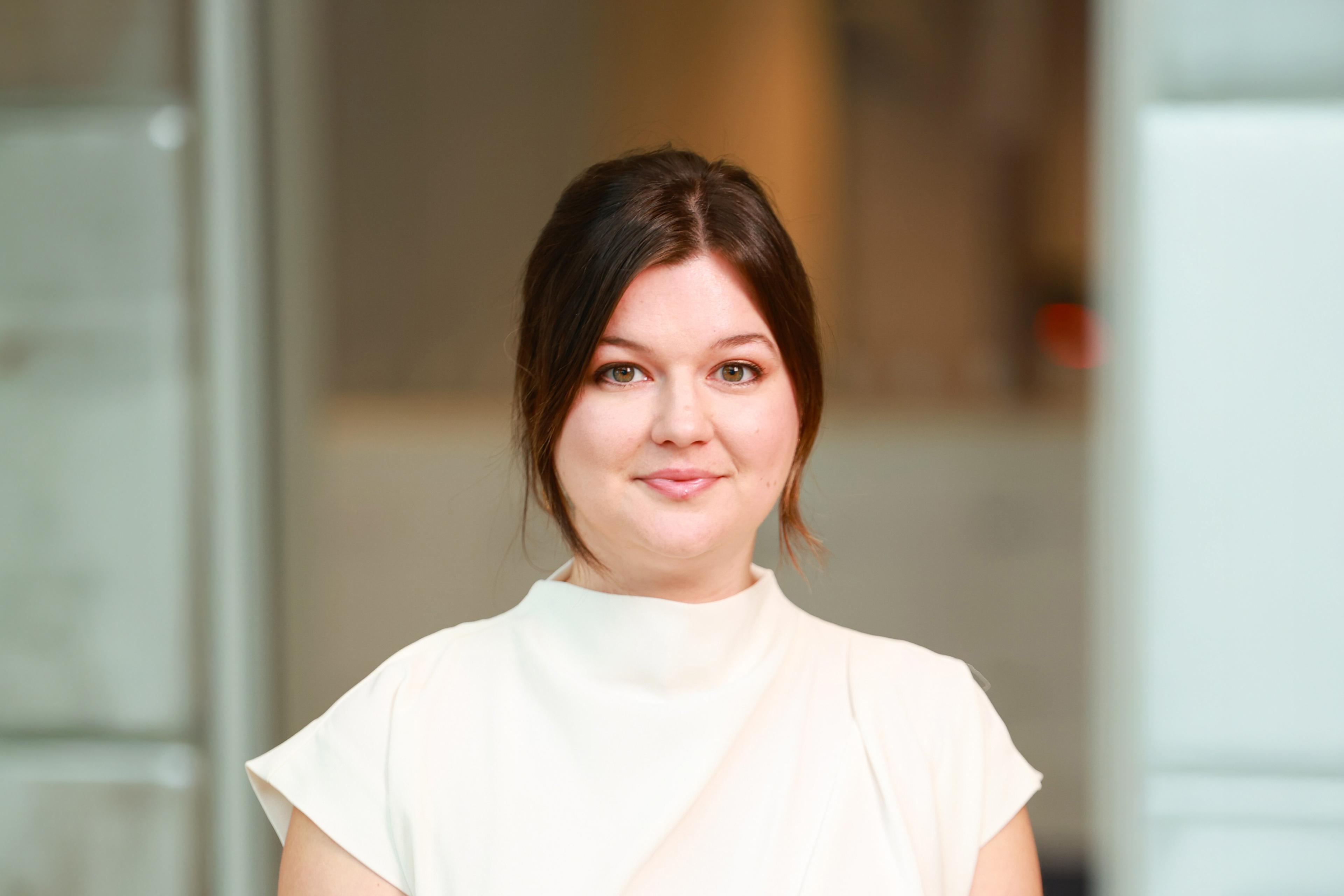 Photographic portrait of Rachel Jones