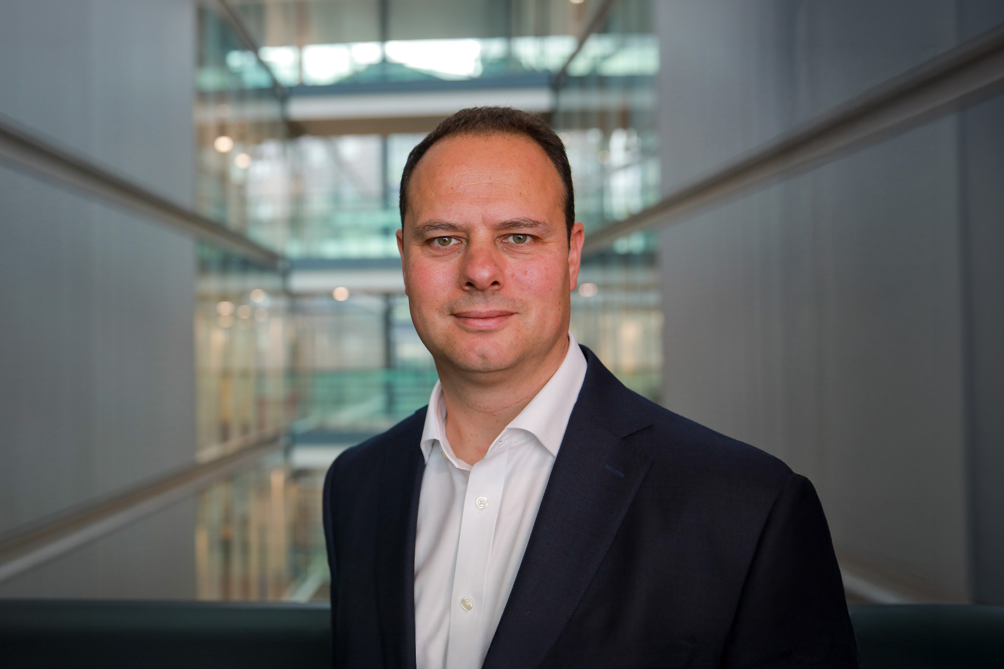 Photographic portrait of Simon Edel