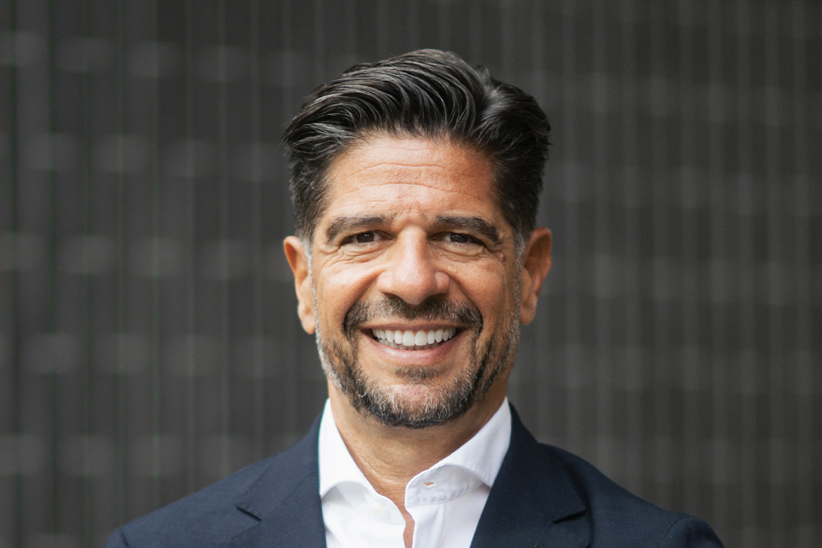 Porträtfoto von Faris Momani