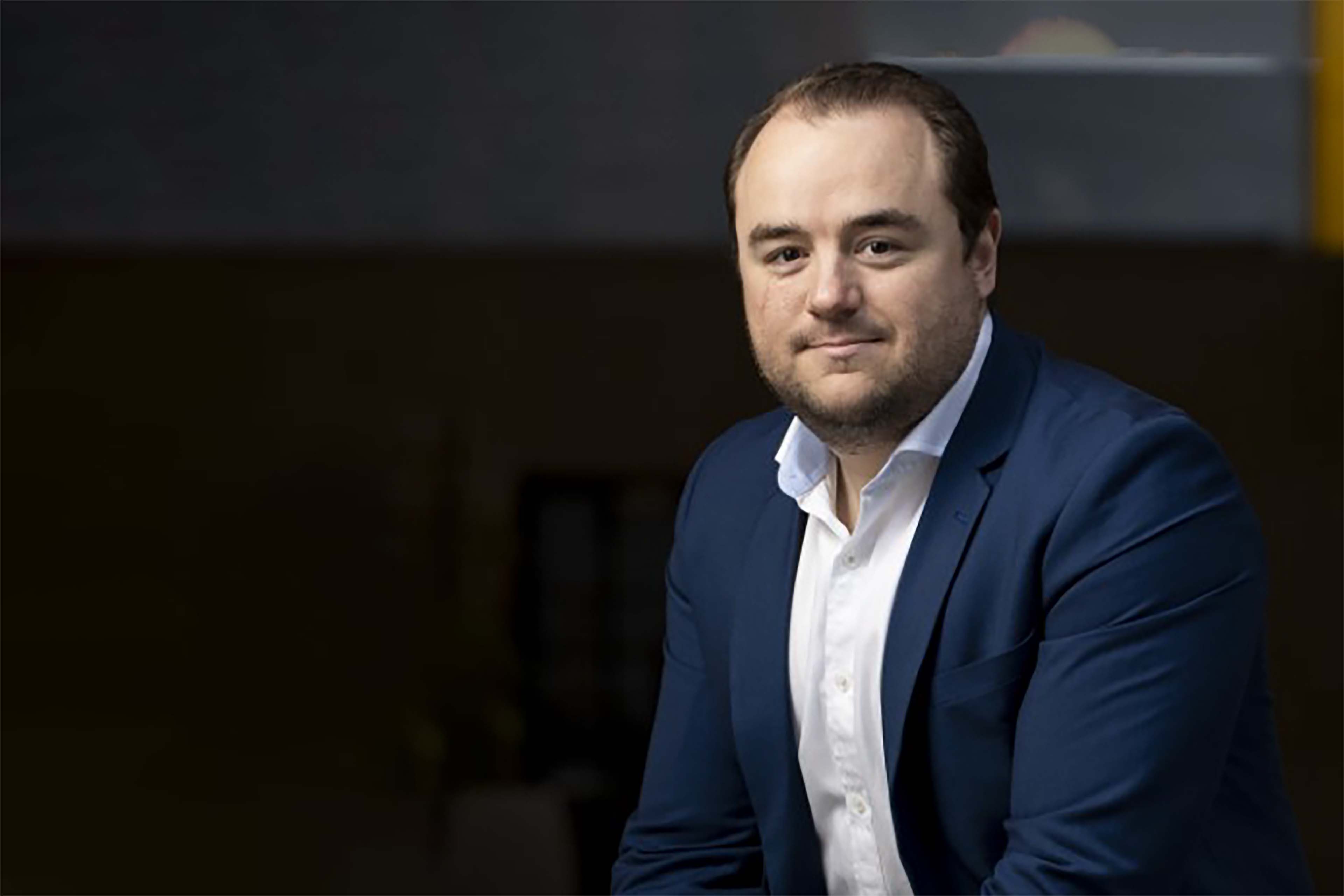 A photographic portrait of Rick Evertz