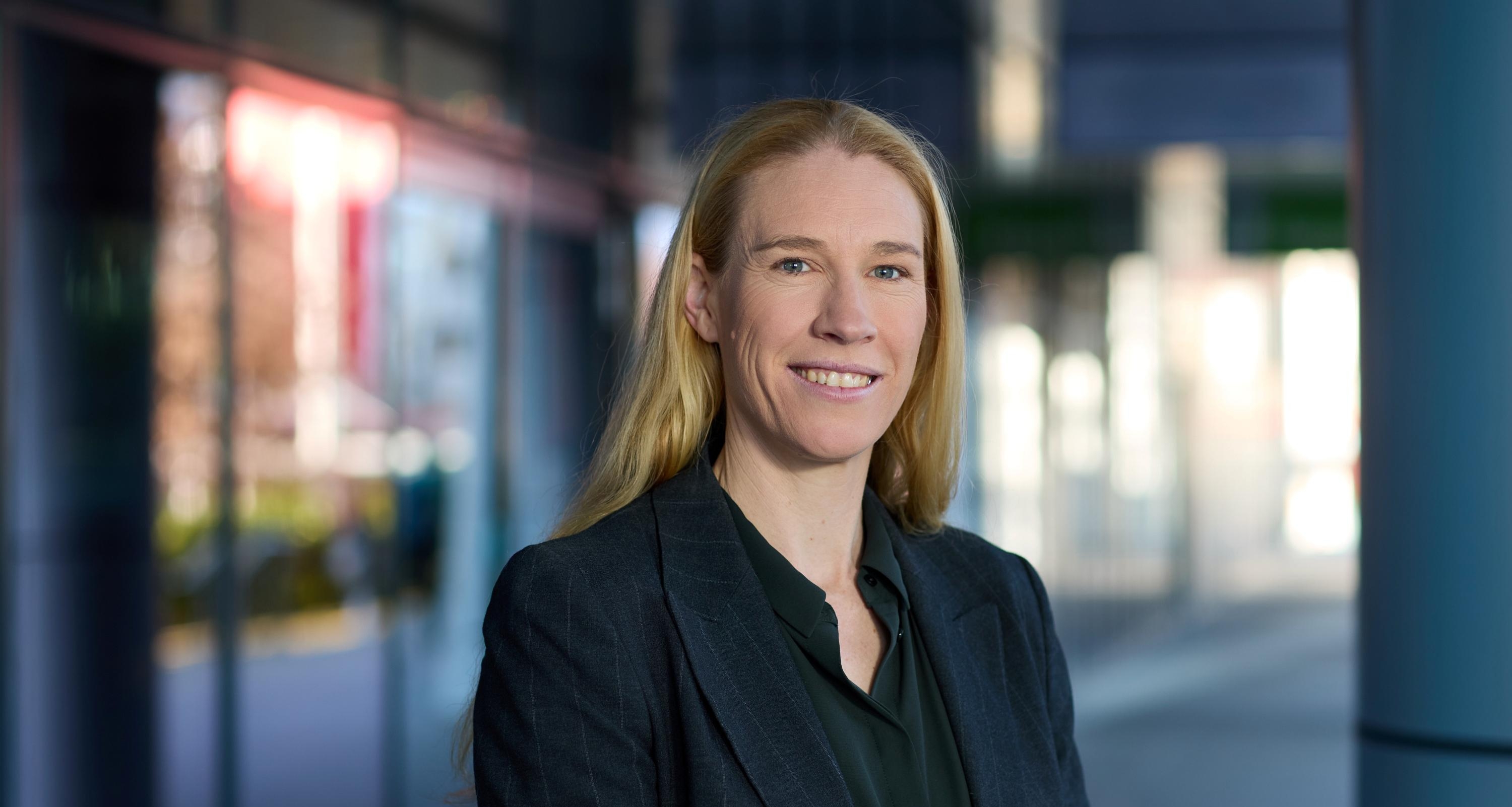 A photographic portrait of Kimberly Brennan