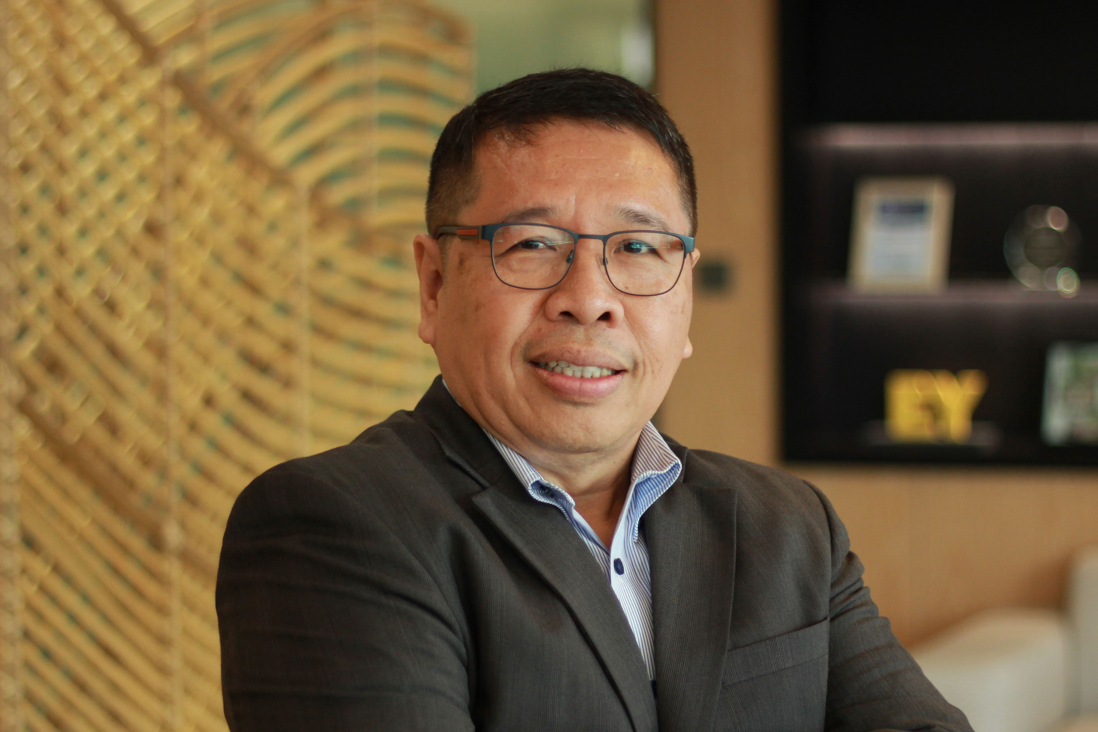 Photographic portrait of Stevanus Sianturi