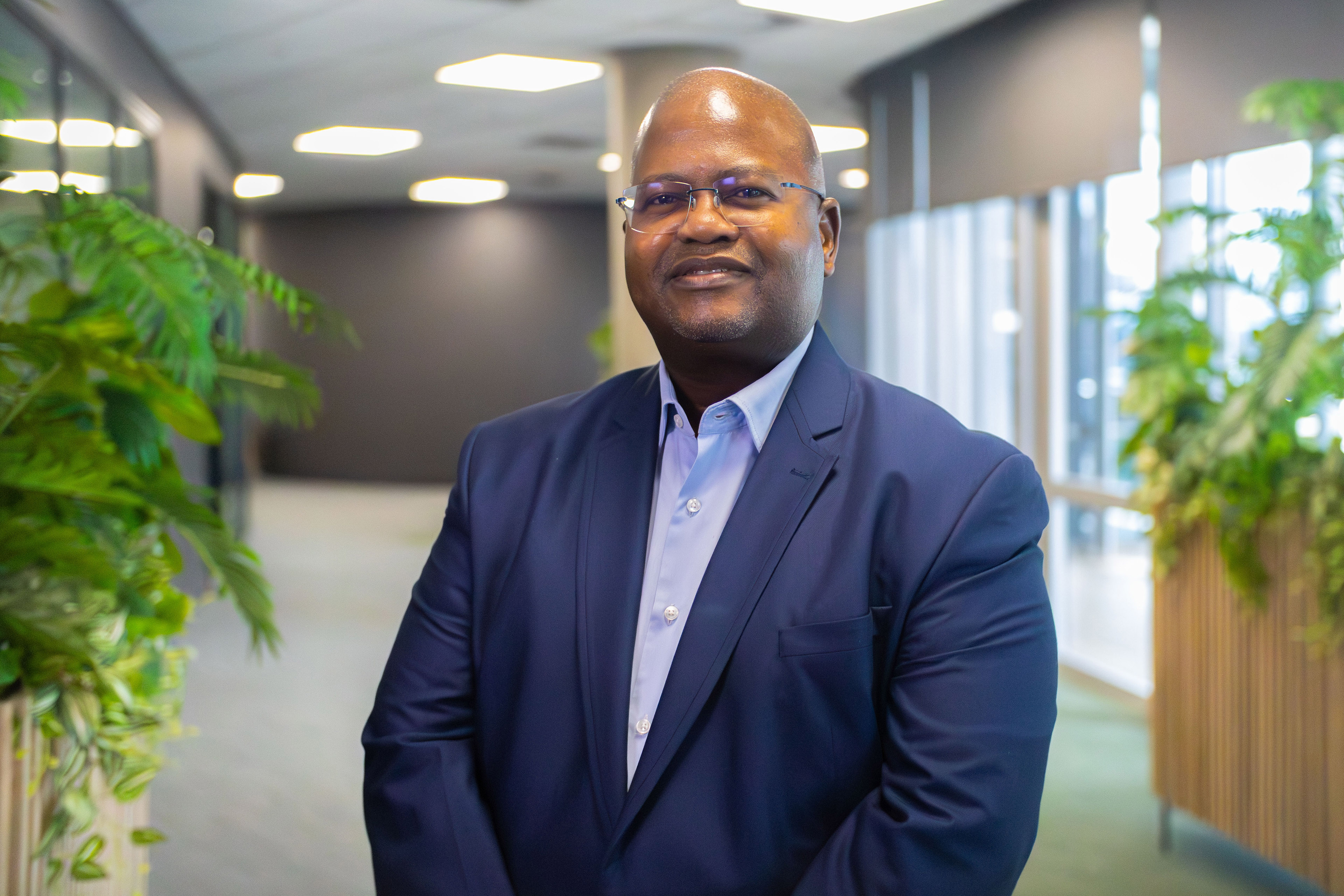Photographic portrait of Sandile E Hlophe