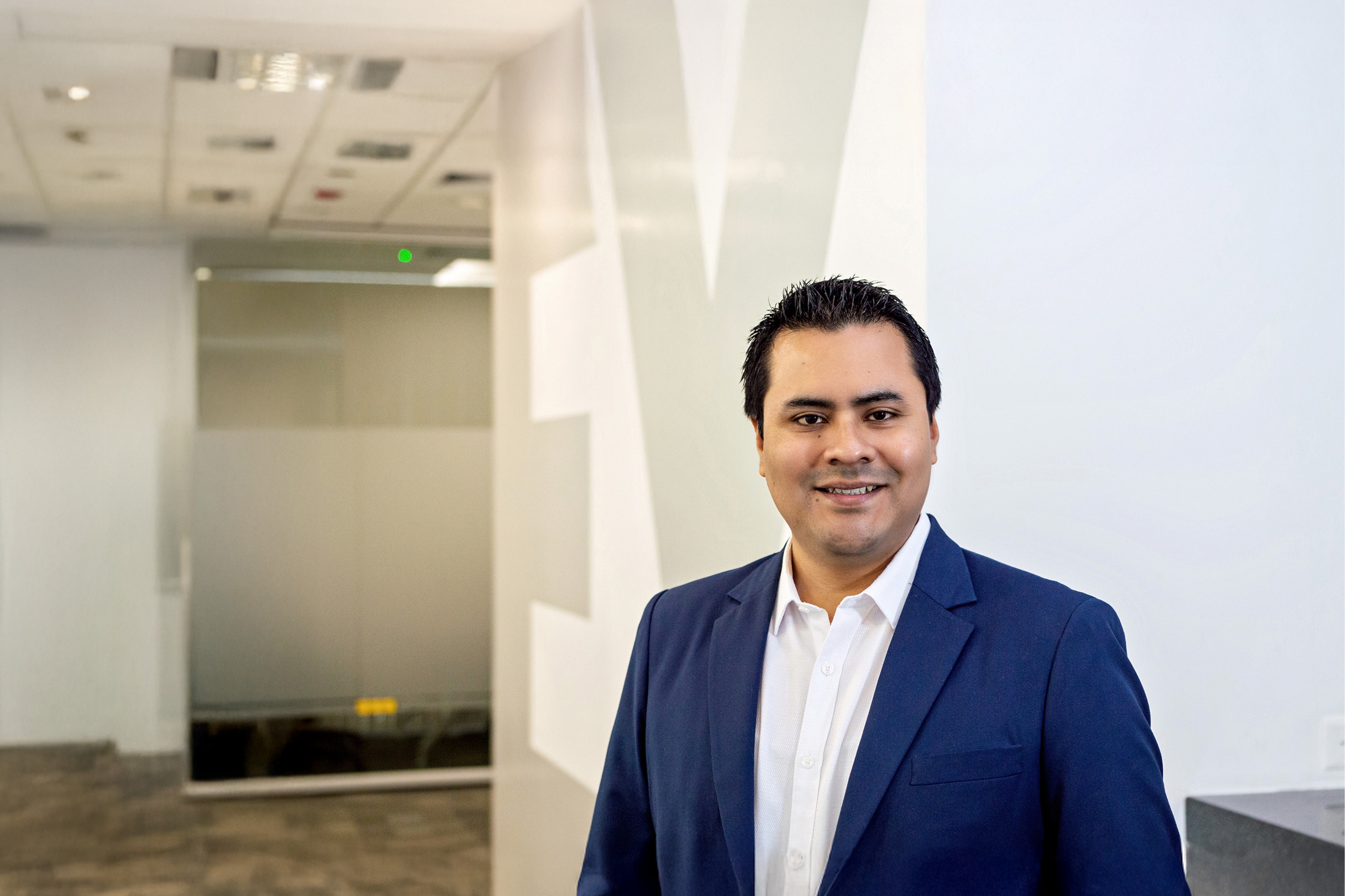 Retrato fotográfico de Henry Matta